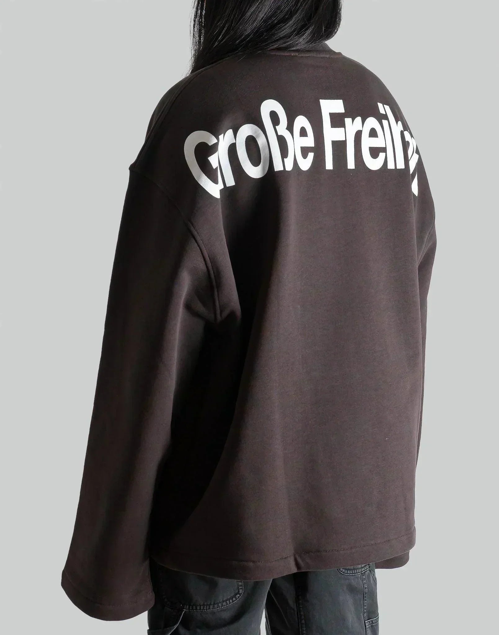 032C - 'GROSSE FREIHEIT' HEAVYWEIGHT CREWNECK - 082plus