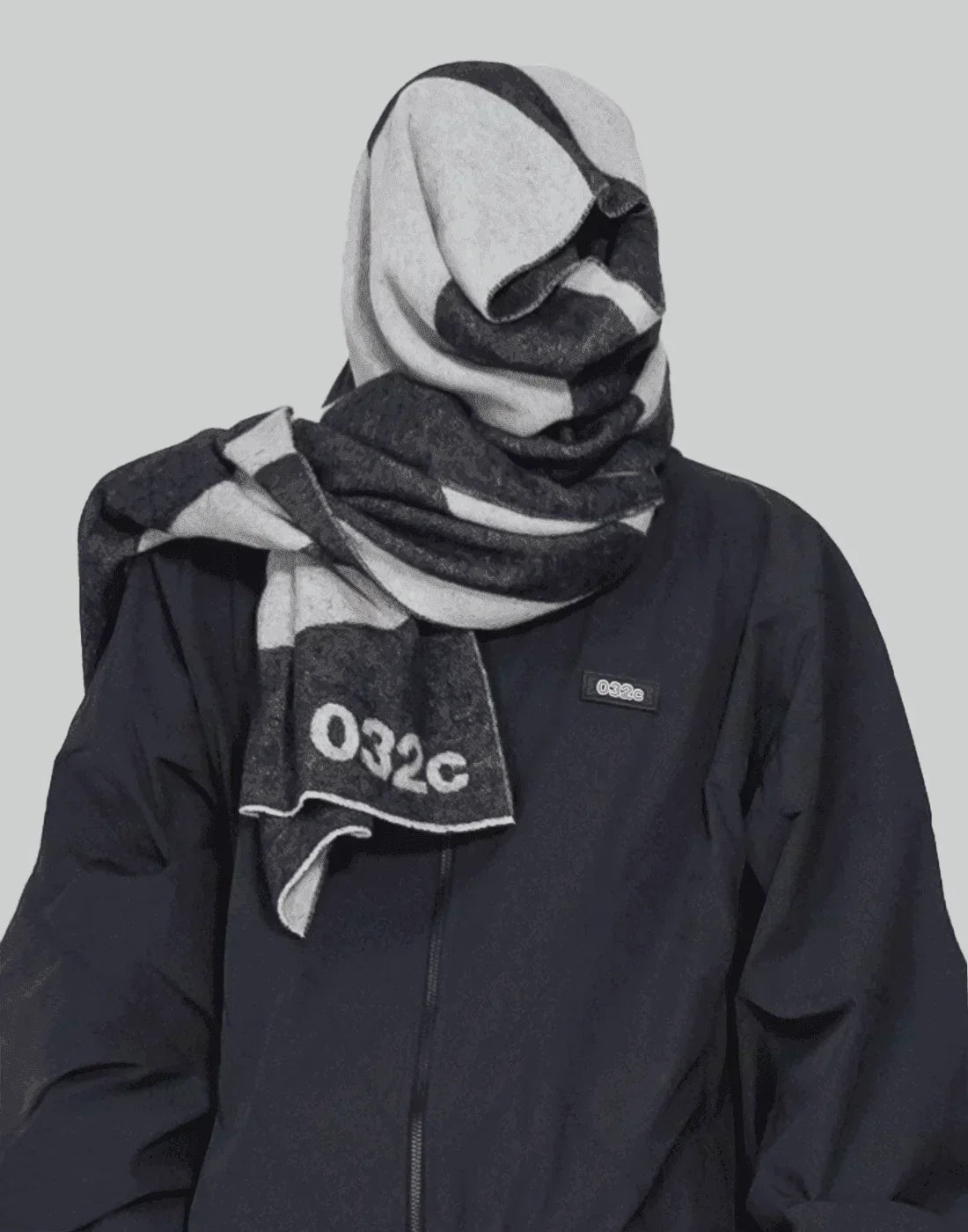 032C - LOGO SCARF - 082plus