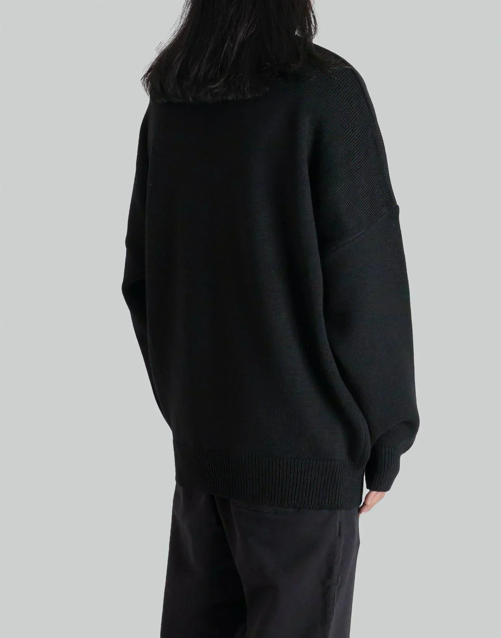 032C - SELFIE SWEATER - 082plus