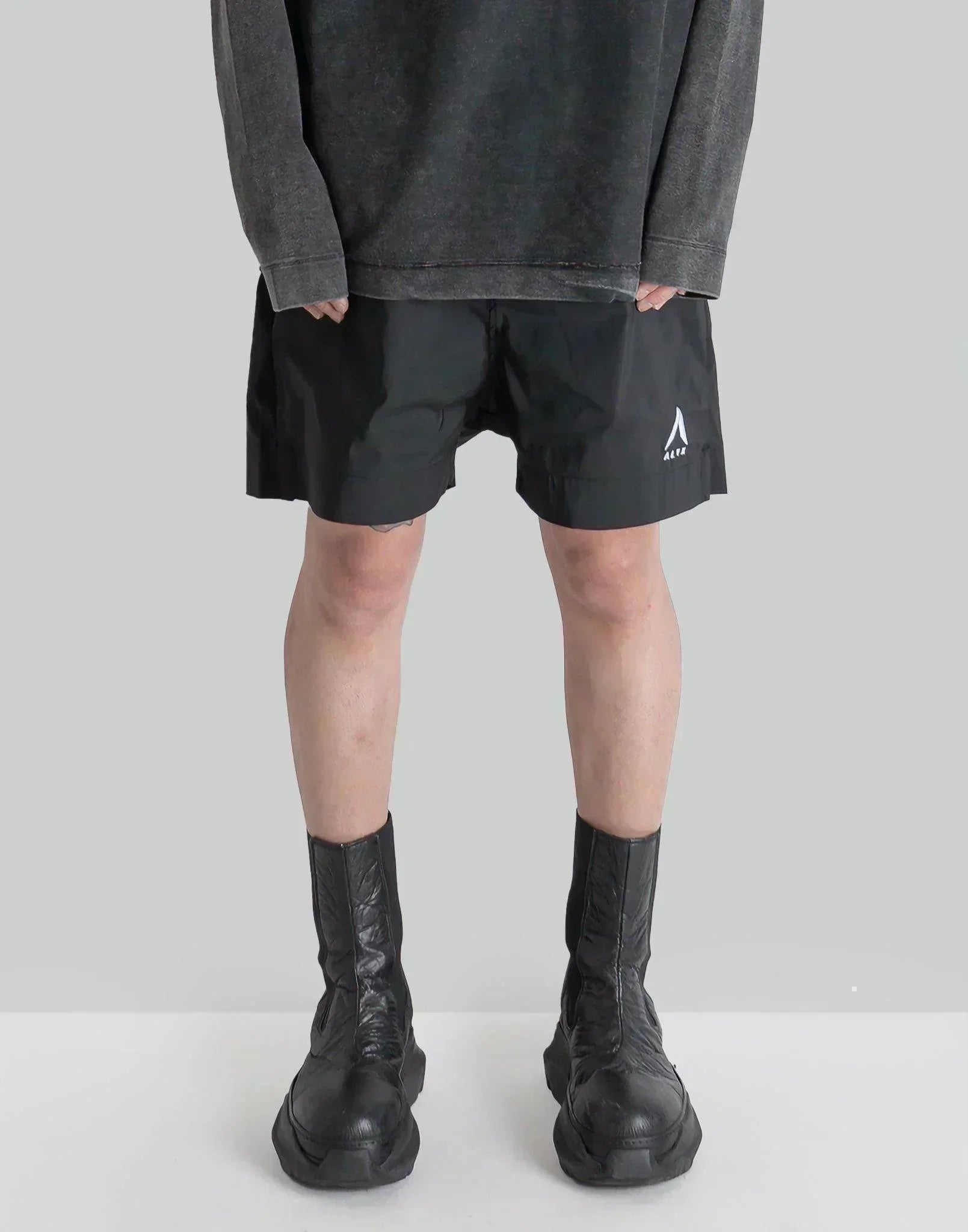 1017 ALYX 9SM - LOGO EMBROIDERED SWIM SHORTS - 082plus