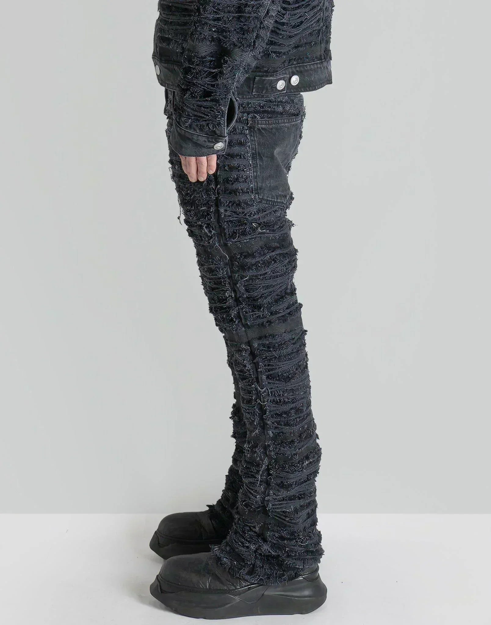 1017 ALYX 9SM - x BLACKMEANS 6 POCKET JEANS - 082plus