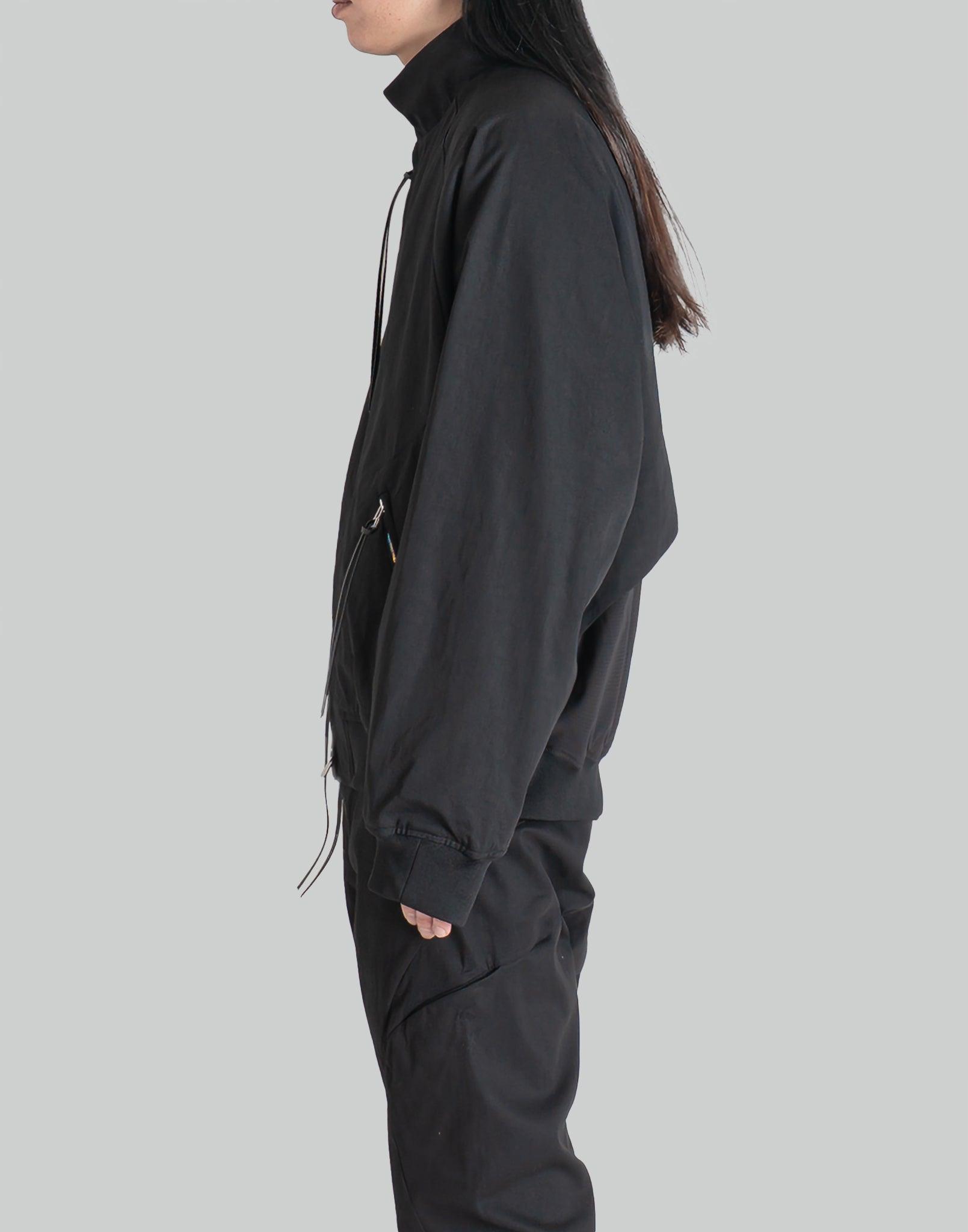 POST ARCHIVE FACTION - 8.0 BOMBER CENTER - 082plus