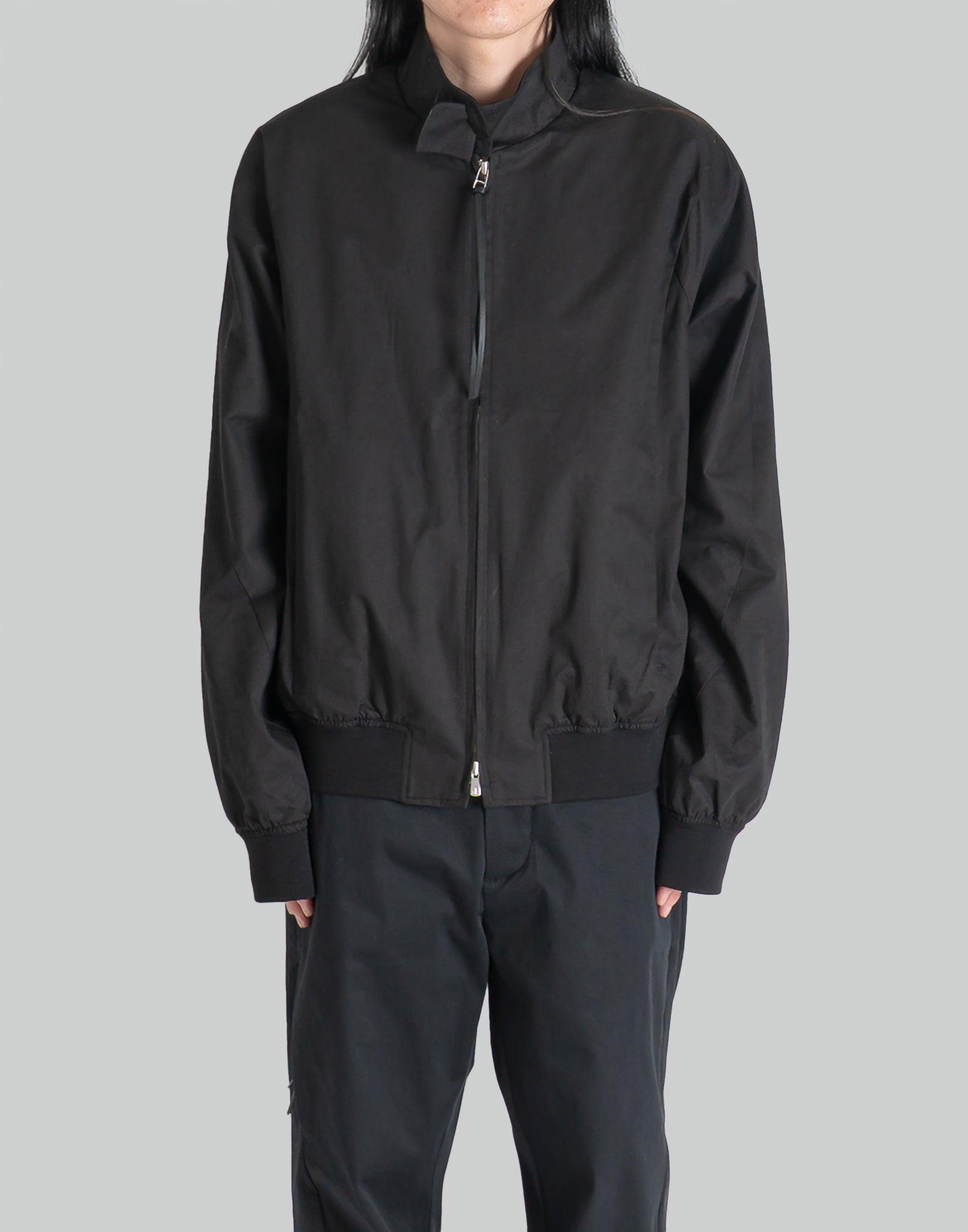 POST ARCHIVE FACTION - 8.0 BOMBER RIGHT - 082plus