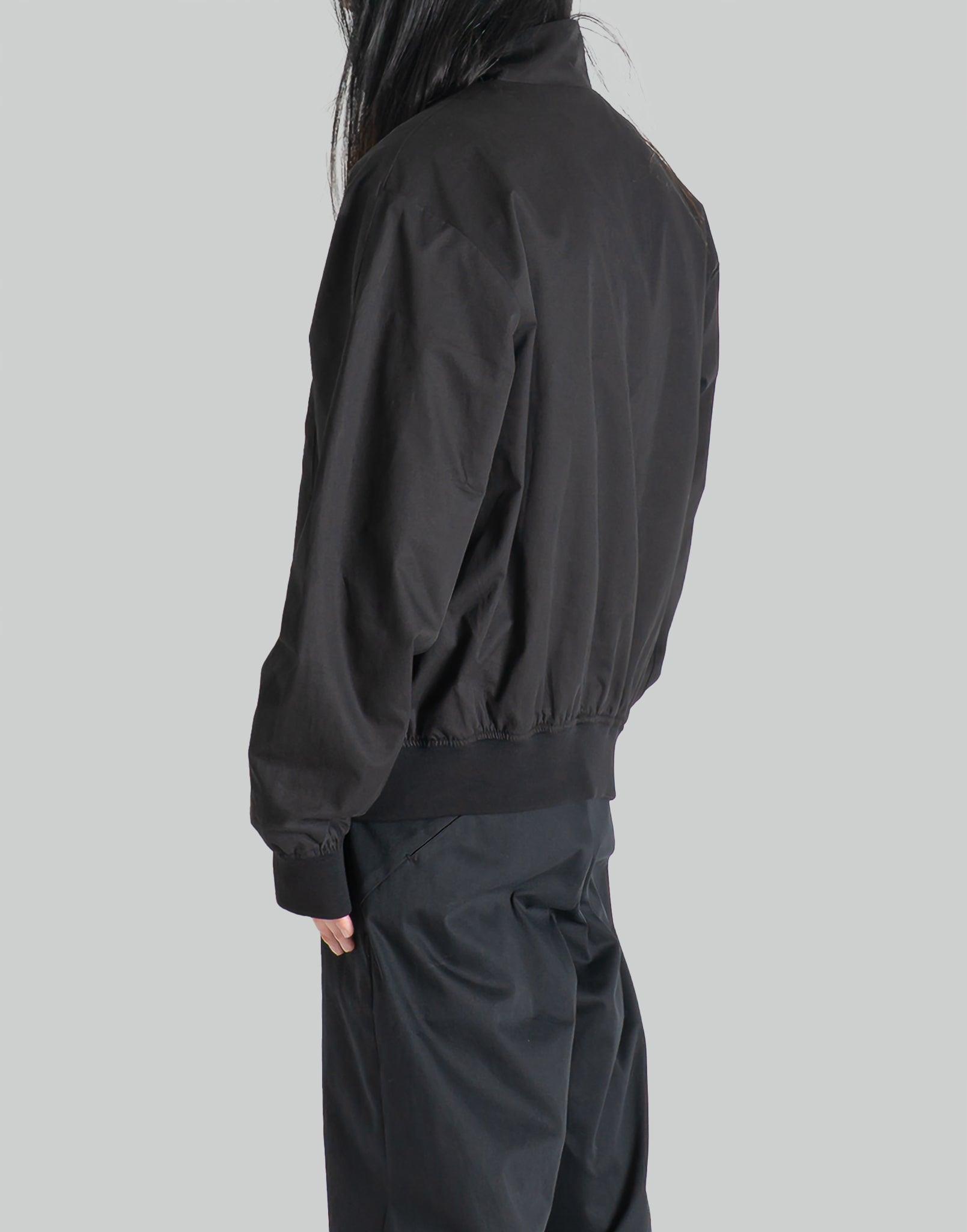 POST ARCHIVE FACTION - 8.0 BOMBER RIGHT - 082plus