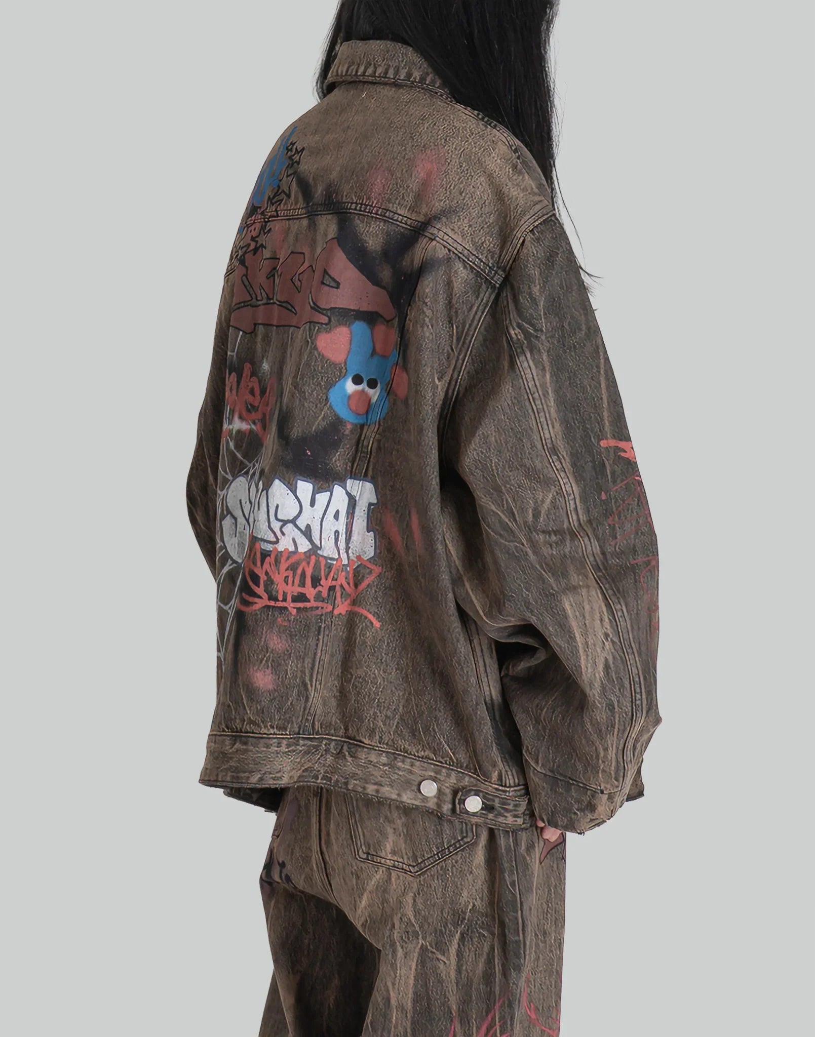 BUMPY GRAFFITI PRINT DISTRESSED DENIM JACKET