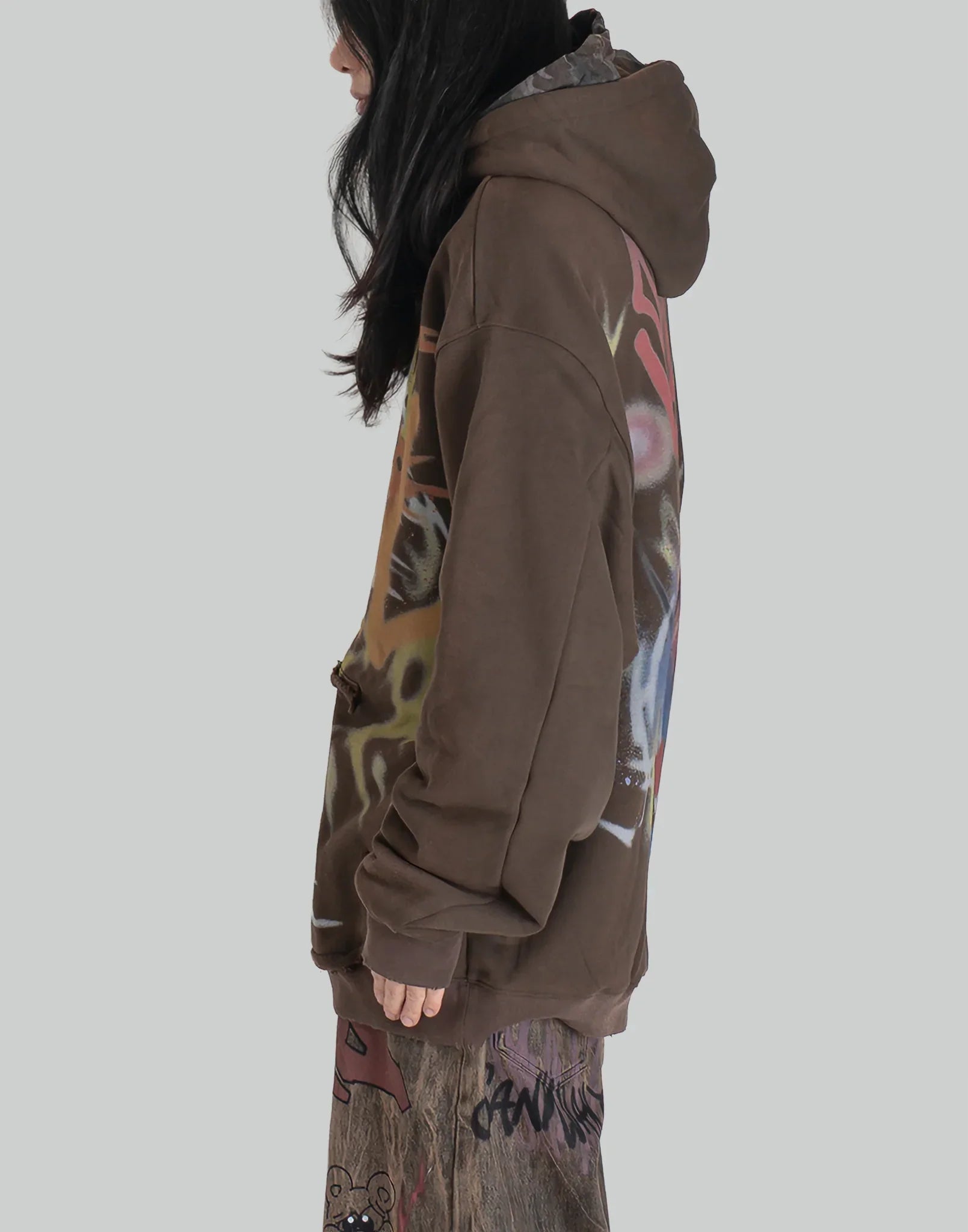BUMPY GRAFFITI PRINT LAYERED DRAWSTRING HOODIE