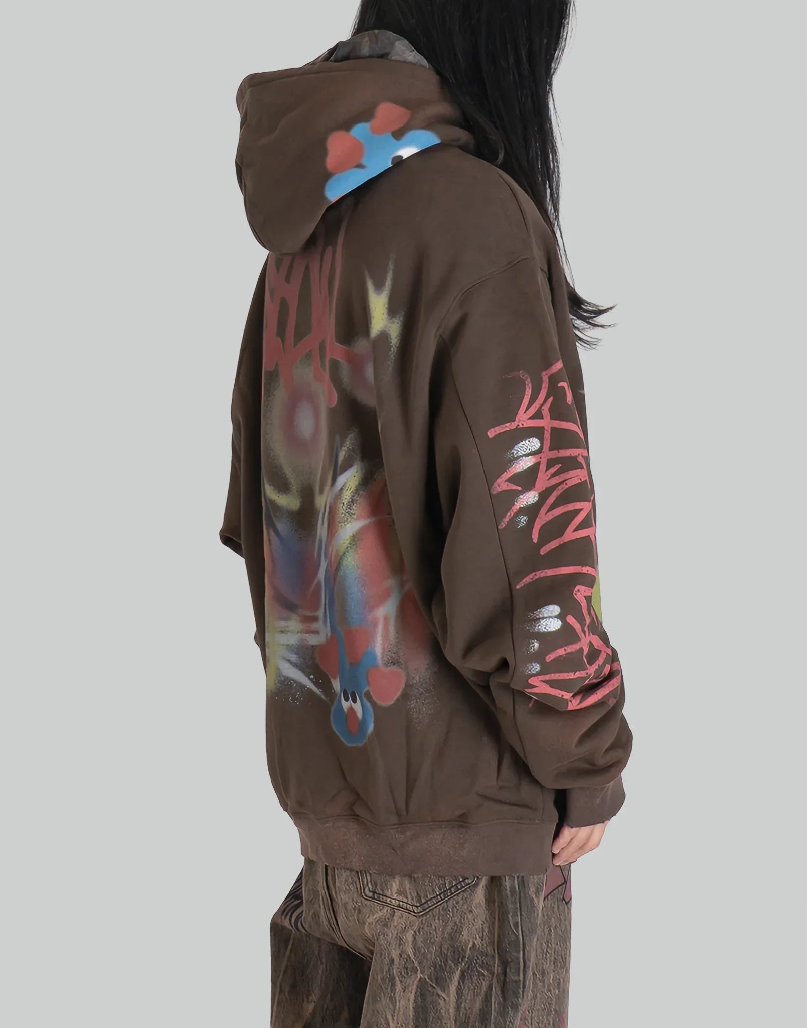 BUMPY GRAFFITI PRINT LAYERED DRAWSTRING HOODIE