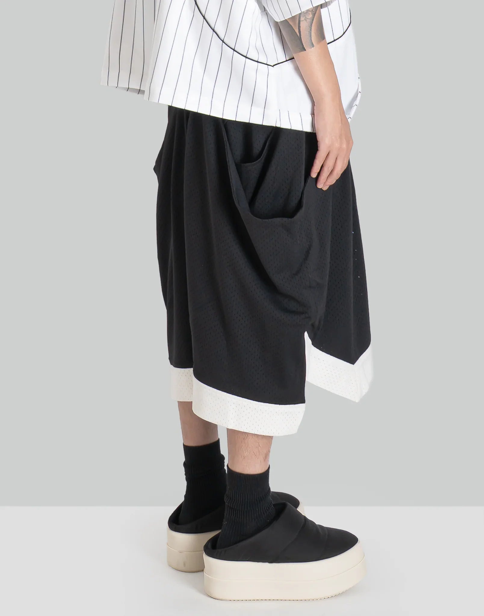 CHAND DRAPE BASKETBALL SHORTS