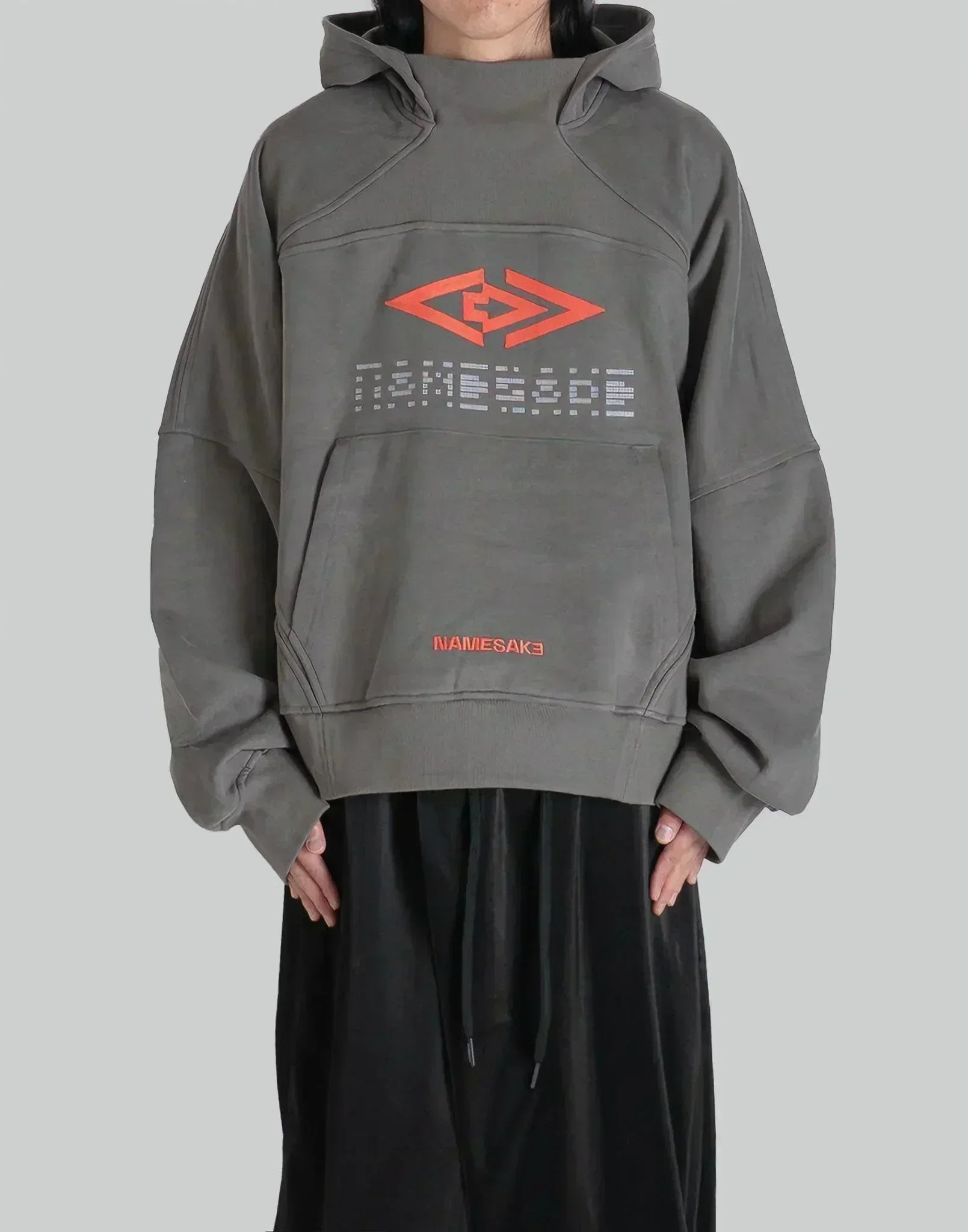 NAMESAKE - CHESTER PULLOVER HOODIE - 082plus