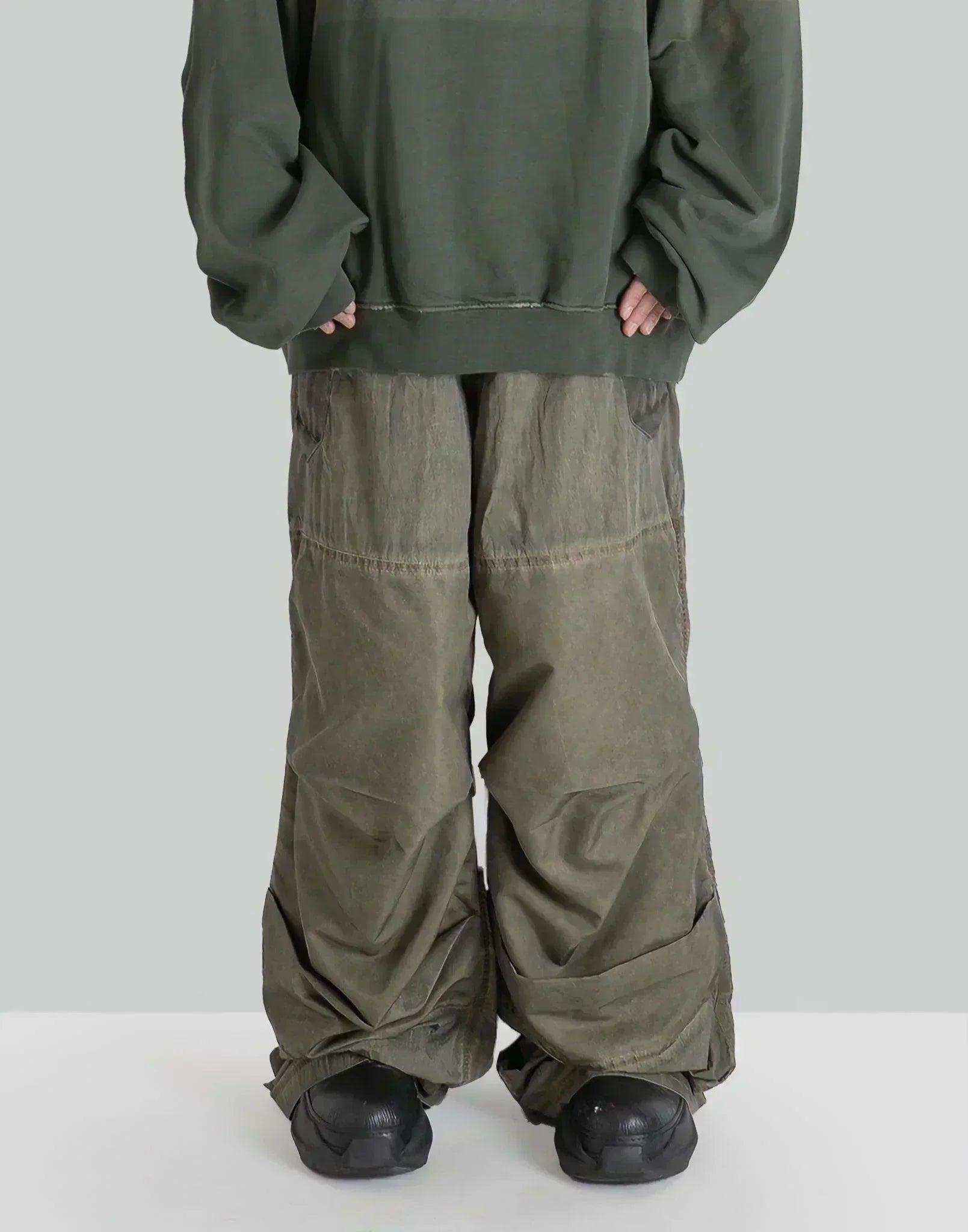032C - 'CLAY'' UTILITY TROUSERS - 082plus