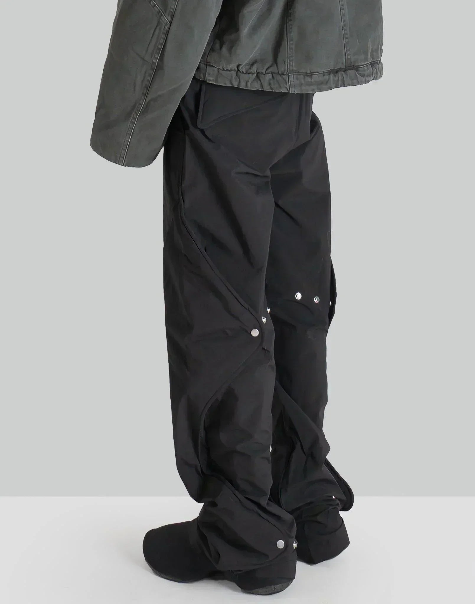HELIOT EMIL - CONCORDANCE PUFFED CARGO - 082plus