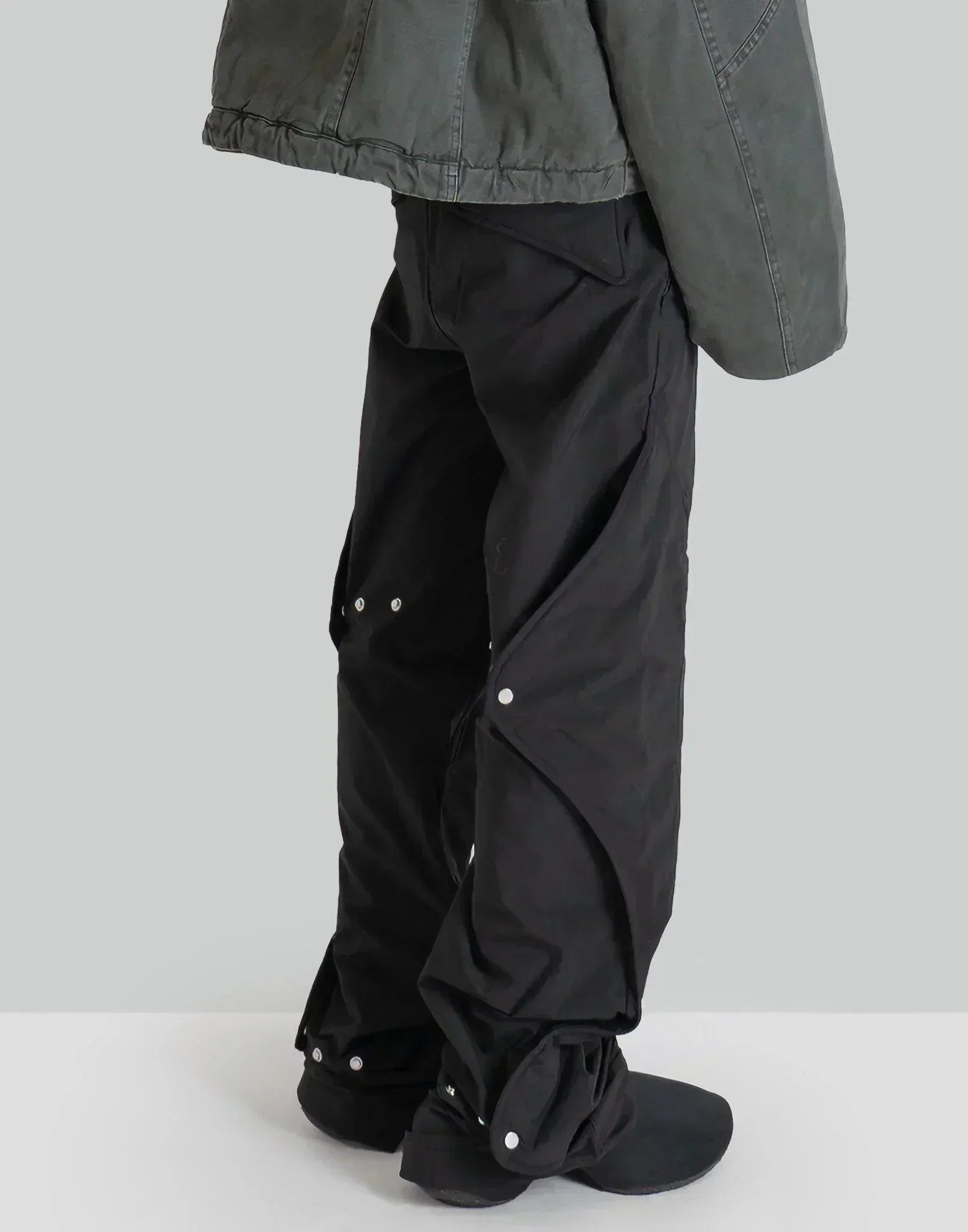 HELIOT EMIL - CONCORDANCE PUFFED CARGO - 082plus