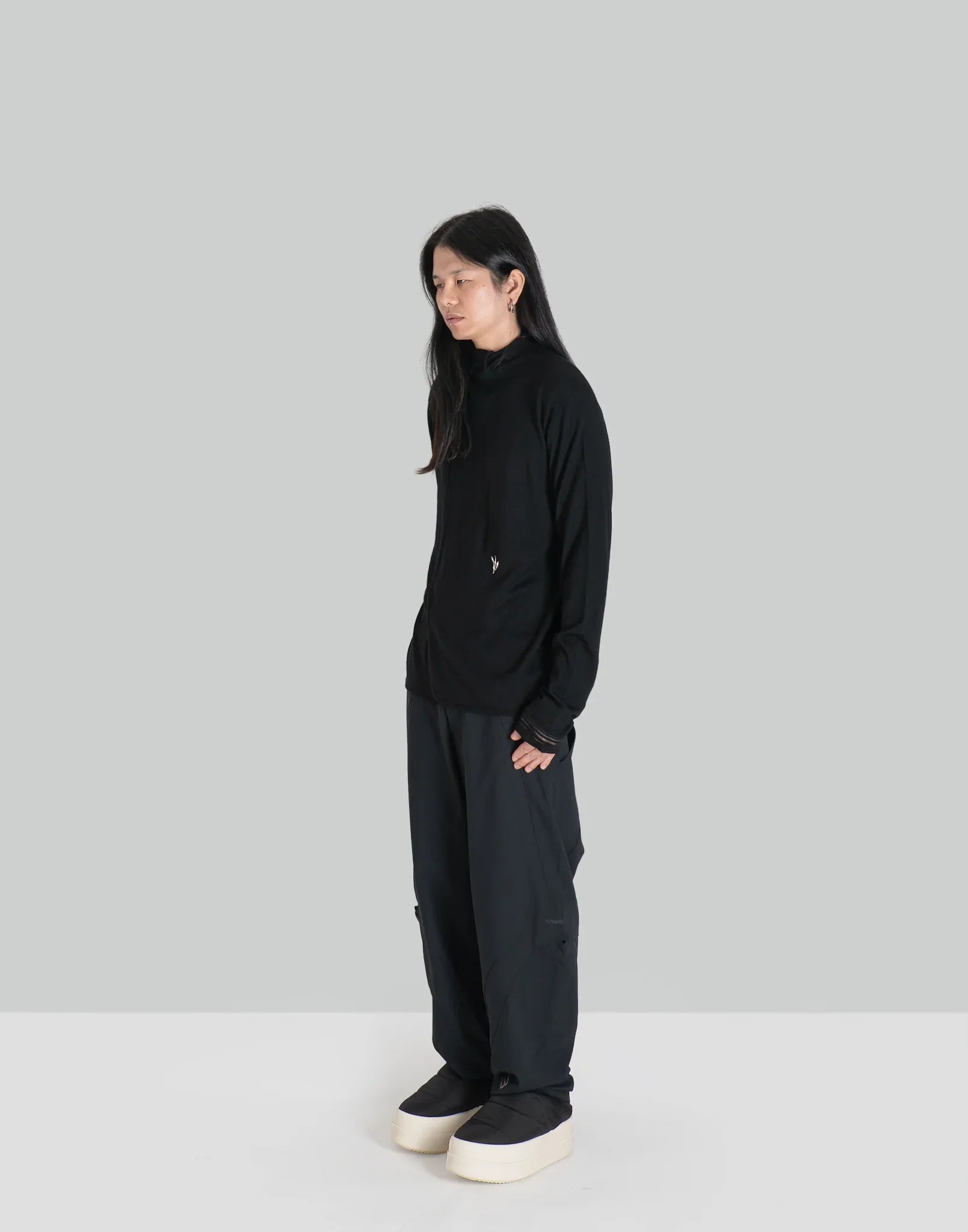 NAMESAKE - DARKO SWEATER - 082plus