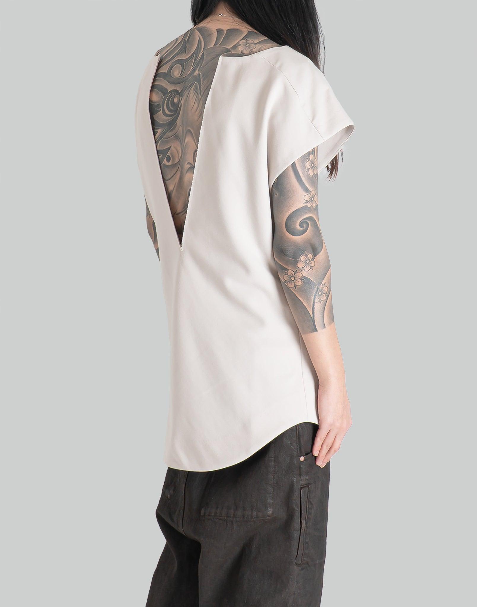 entire studios - DEEP VEE TANK - 082plus