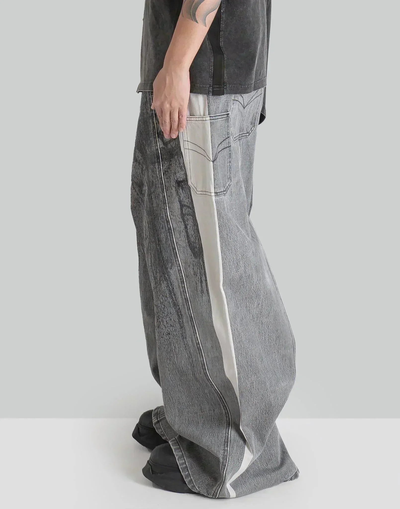 FENG CHEN WANG - DENIM DECONSTRUCTION PRINTED PANTS - 082plus