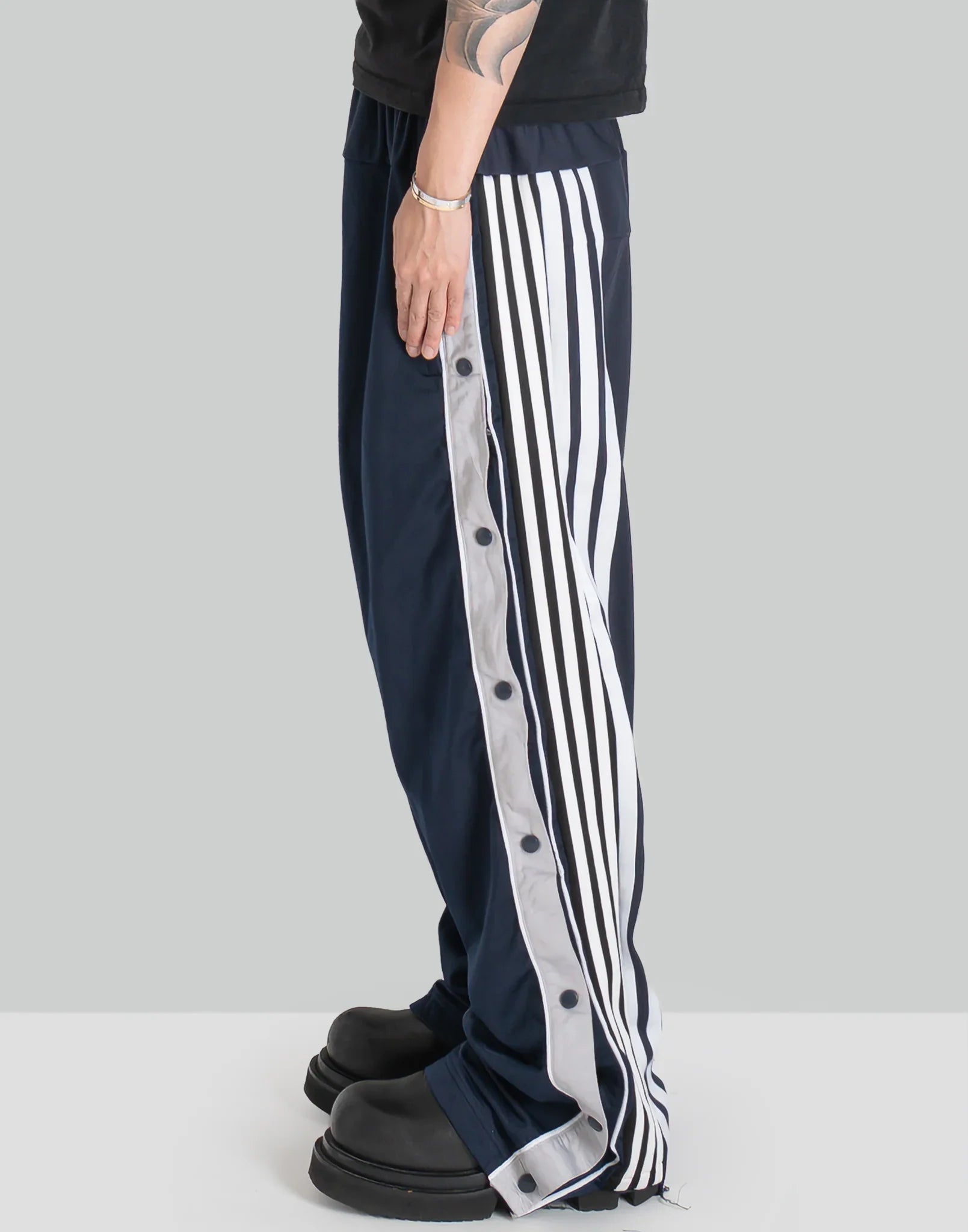 DISCOVERED - Docking Wide Track Pants - 082plus