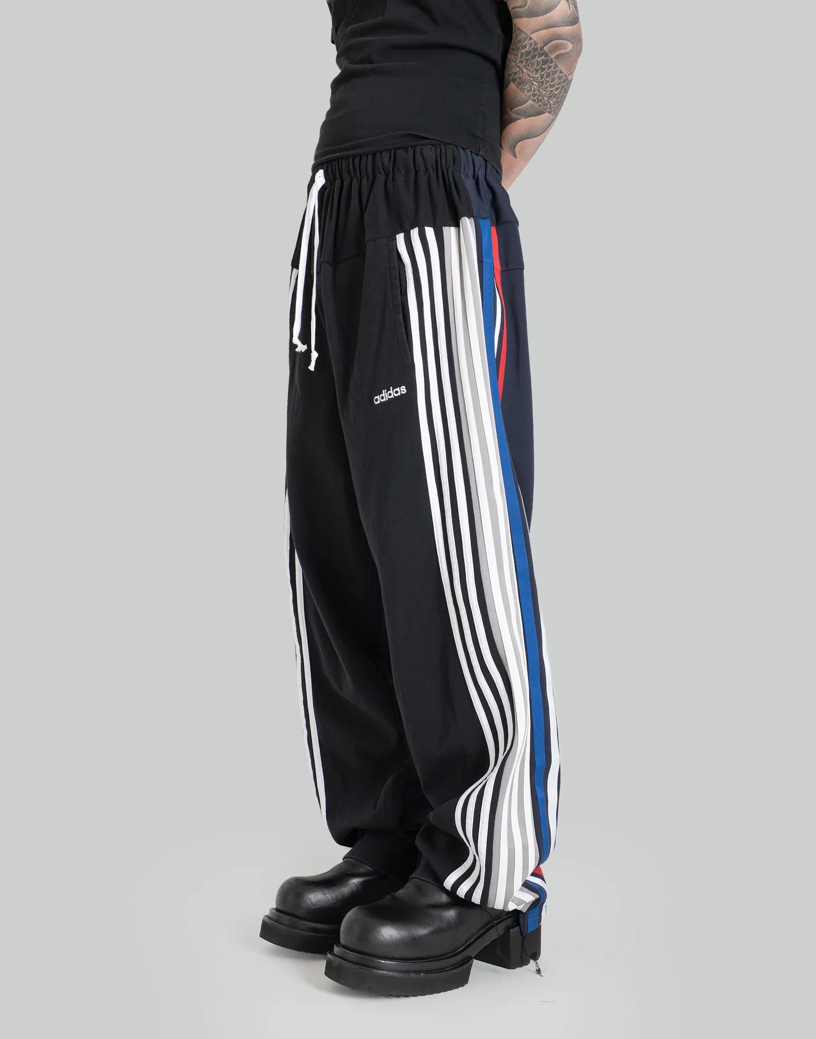 DISCOVERED - Docking Wide Track Pants - 082plus