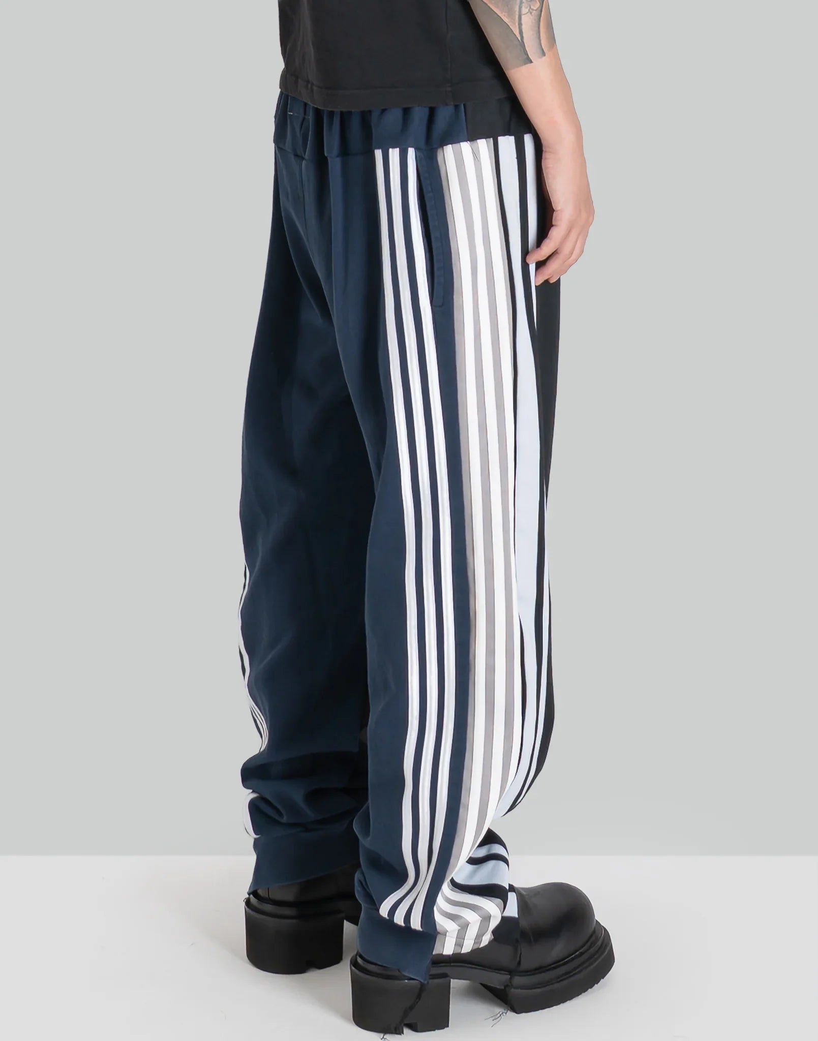 DISCOVERED - Docking Wide Track Pants - 082plus