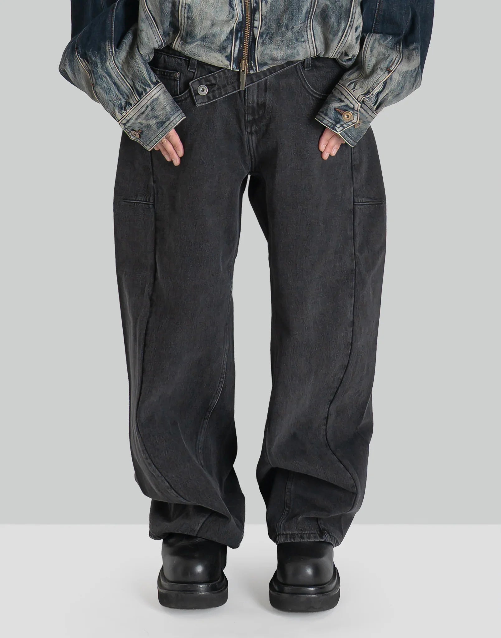 FENG CHEN WANG - Double Waistband Curved Sean Jeans - 082plus