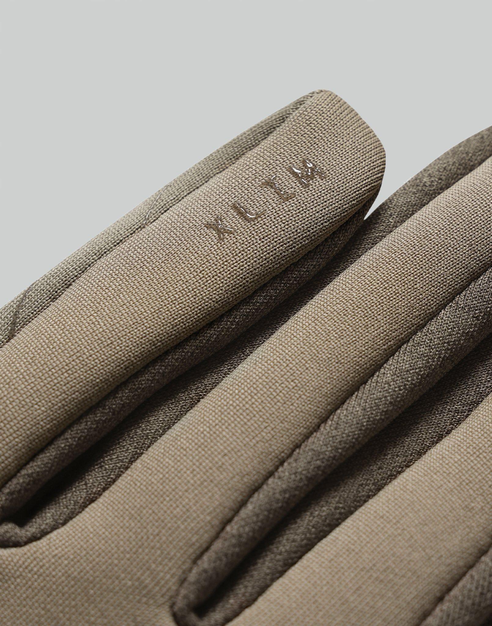 XLIM - EP.6 01 GLOVES - 082plus