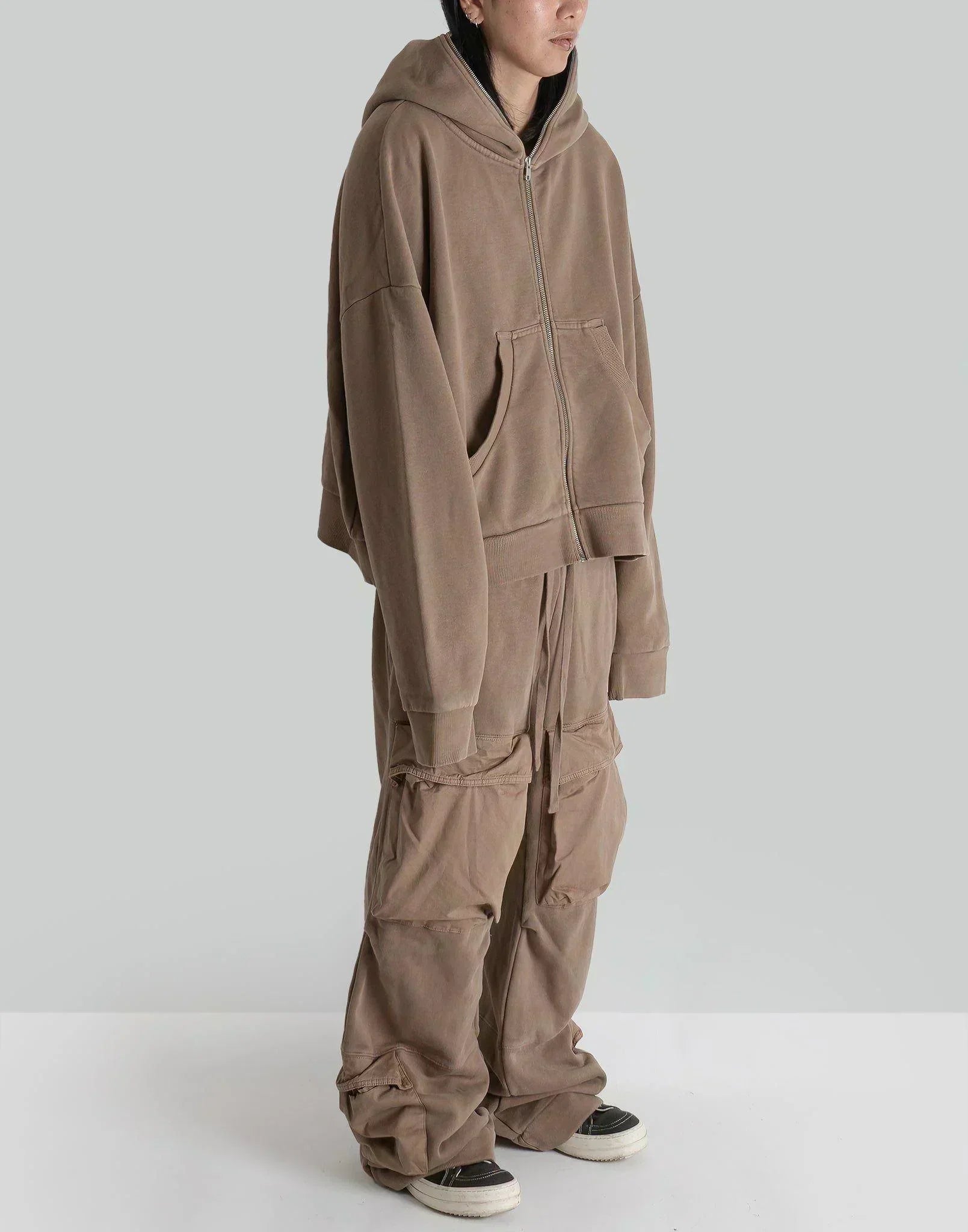 entire studios - UTILITY SWEATS - 082plus