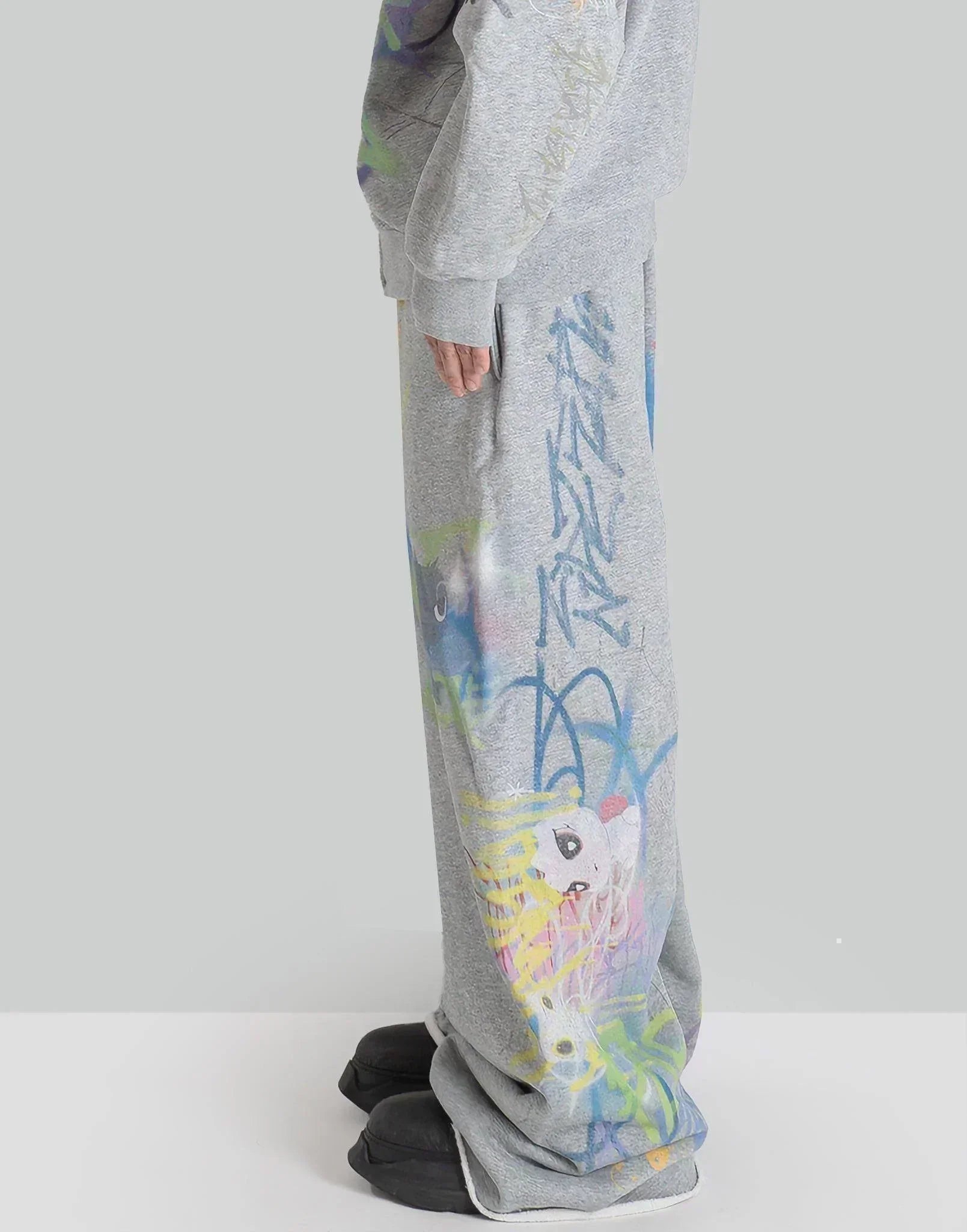 SANKUANZ - GRAFFITI PRINT SWEATPANTS - 082plus