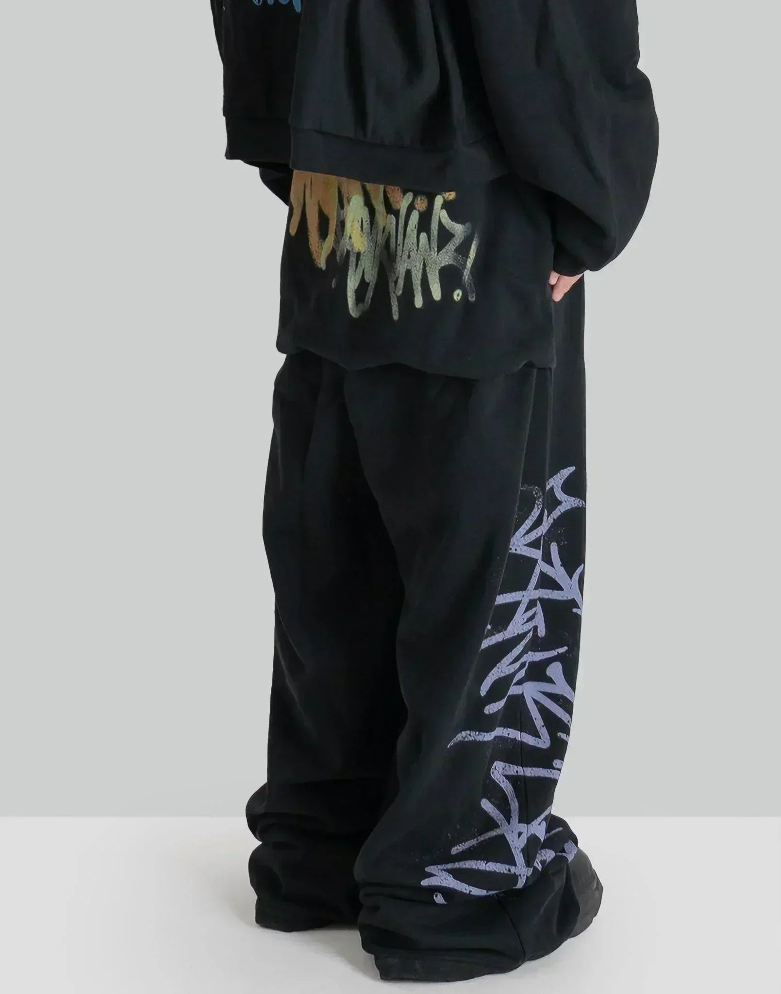 SANKUANZ - GRAFFITI PRINT WAISTBAND BAGGY SWEATPANTS - 082plus