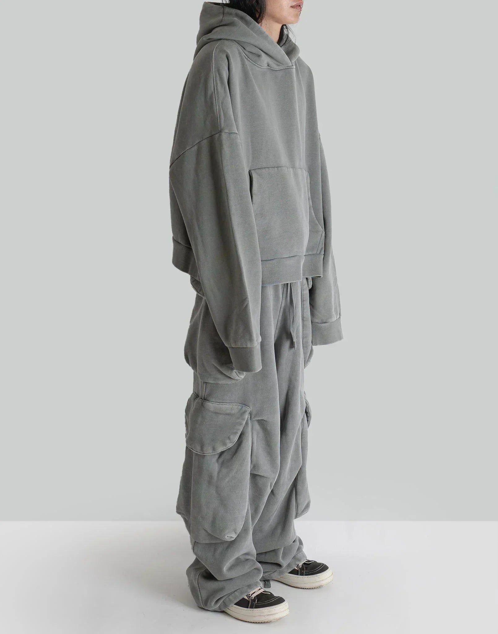 entire studios - HEAVY GOCAR - 082plus