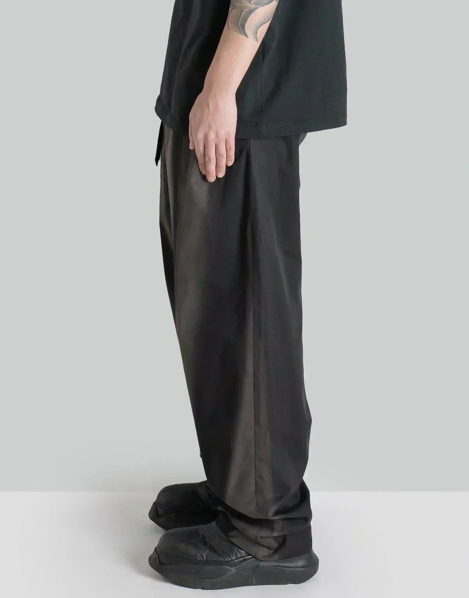 JiyongKim - SUN-BLEACHED BELTED WIDE TROUSERS - 082plus