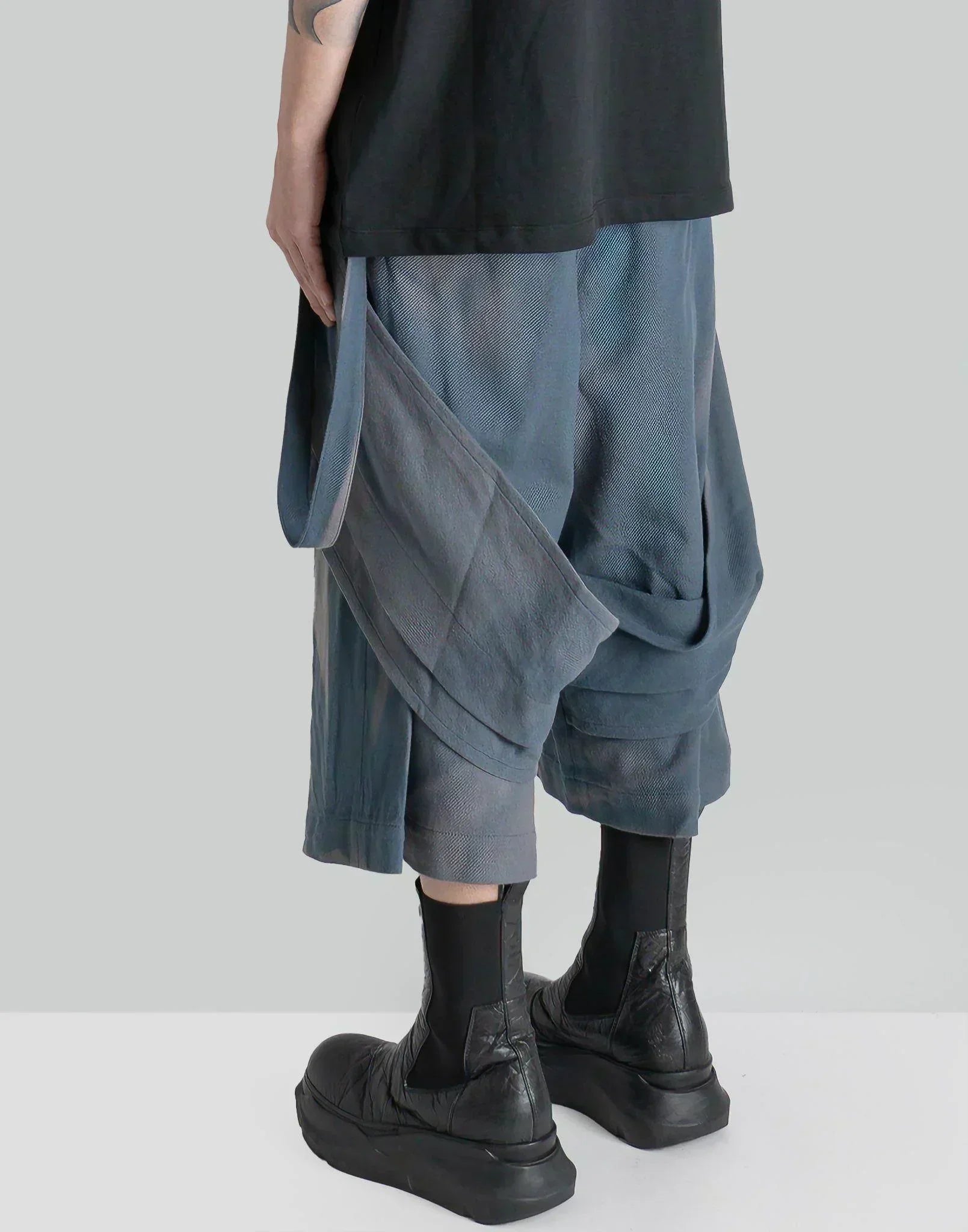 JiyongKim - SUN-BLEACHED HALF TROUSERS - 082plus