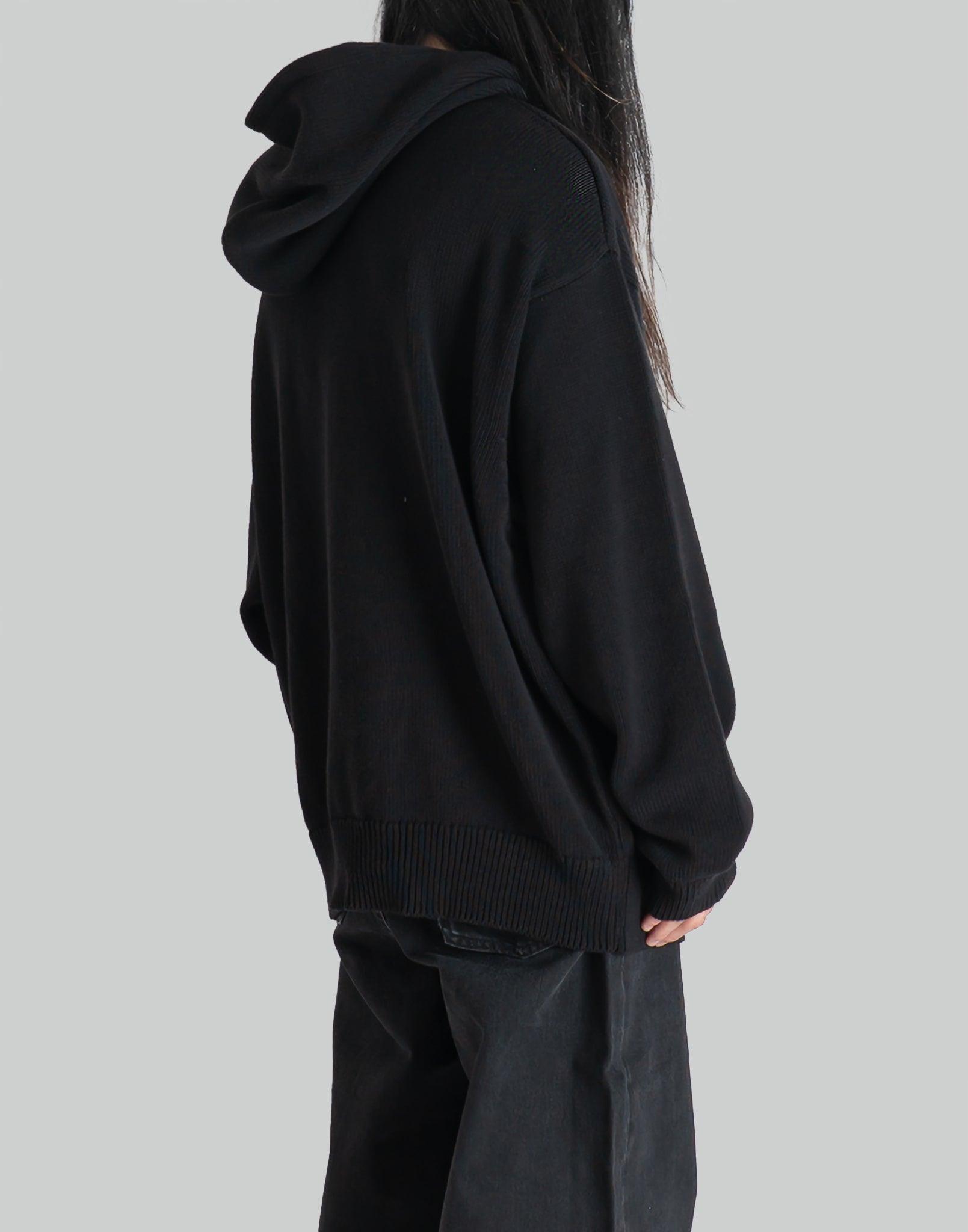 032C - 'LUCKY STRIKE'' HOODED KNIT - 082plus