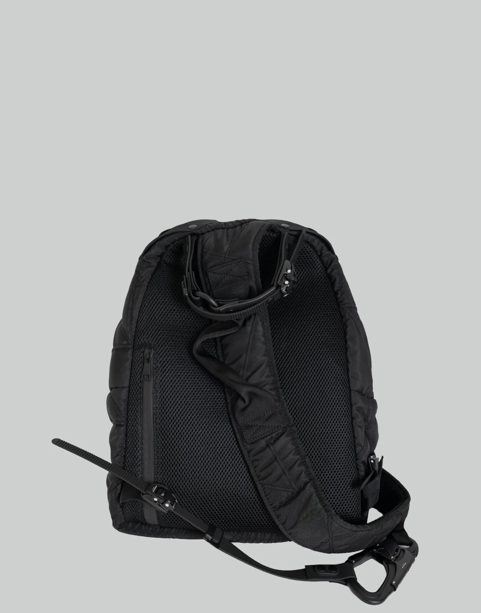 INNERRAUM - MONO SHOULDER BACKPACK - 082plus