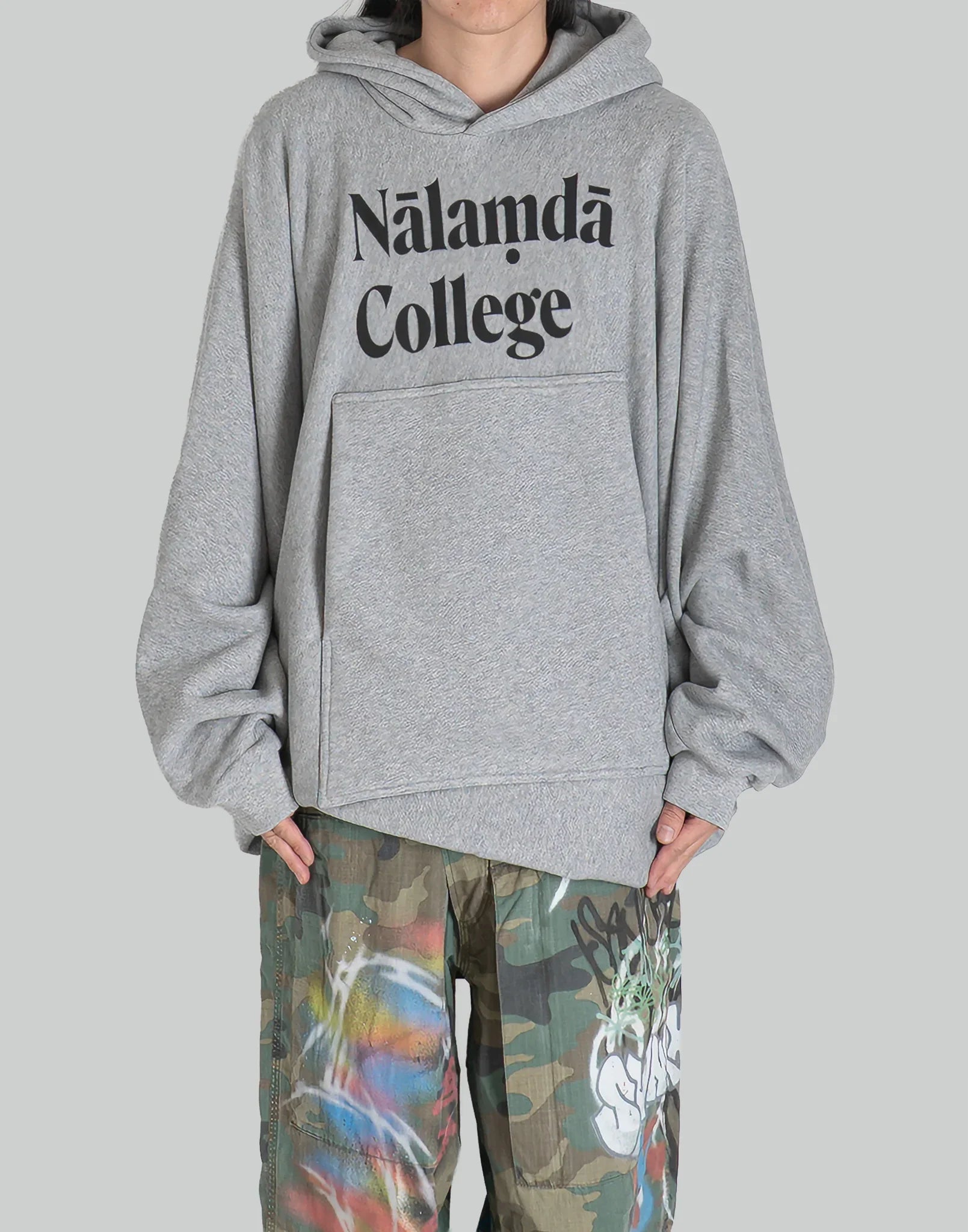 “NALAMDA” PRINT BOXY HOODIE