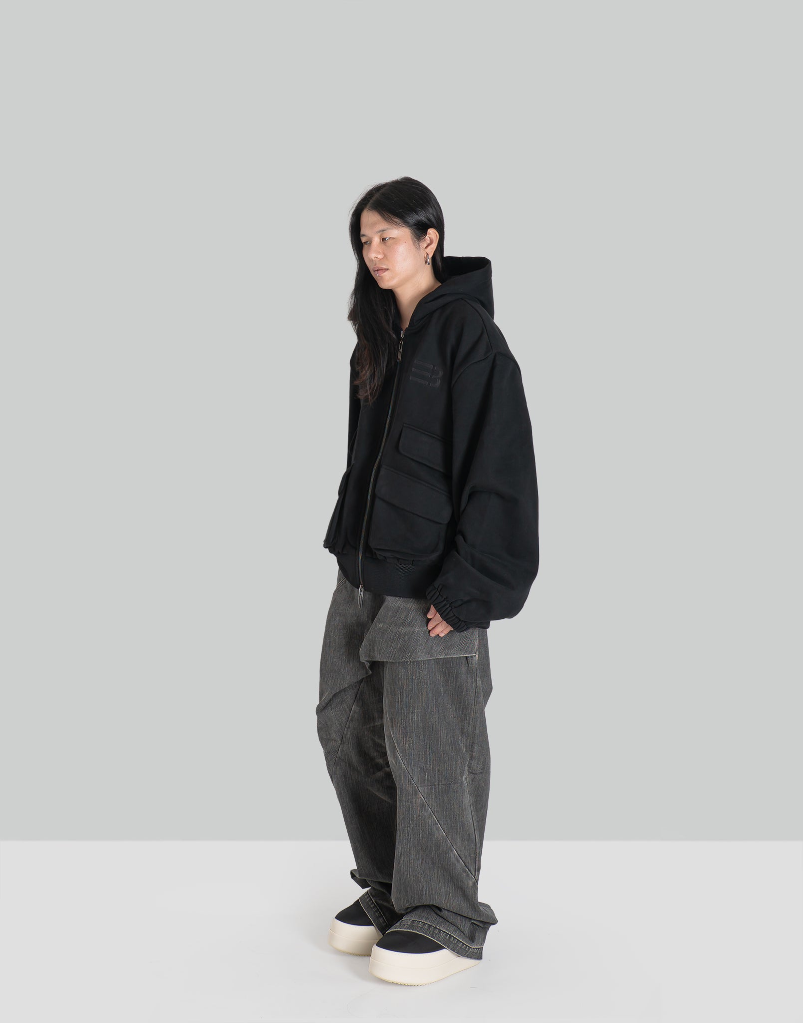 HUGO GLOBE ZIP HOODIE