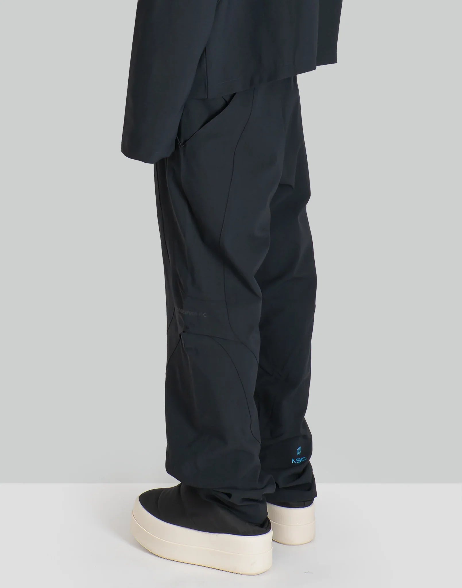 PATHFINDER WINDBREAKER PANTS