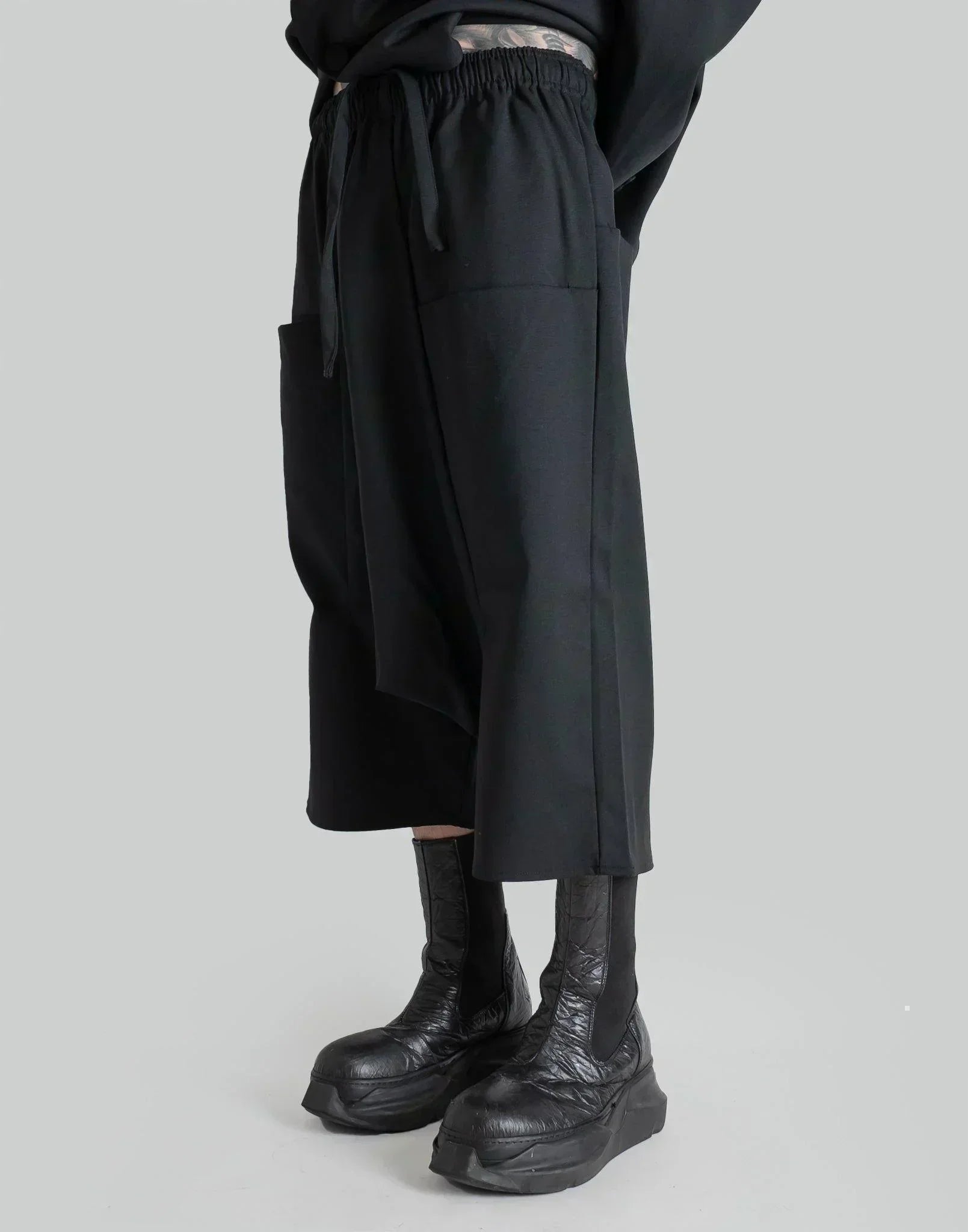 entire studios - SADDLE SHORTS - 082plus