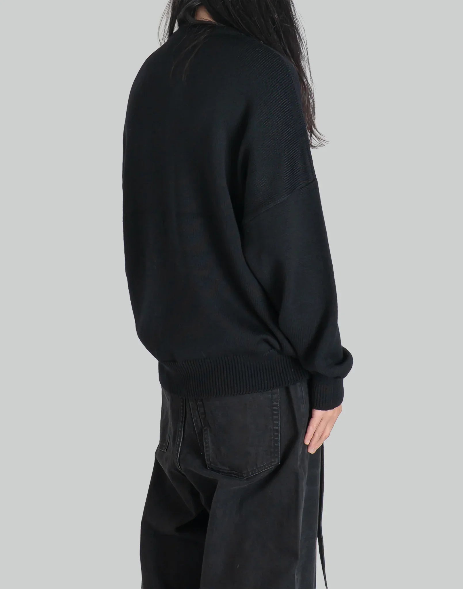032C - ''SELFIE'' SWEATER - 082plus