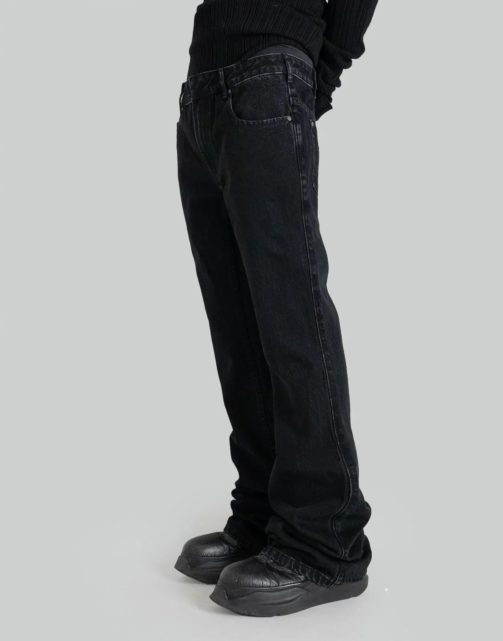 entire studios - SLIM-FLARED JEANS - 082plus
