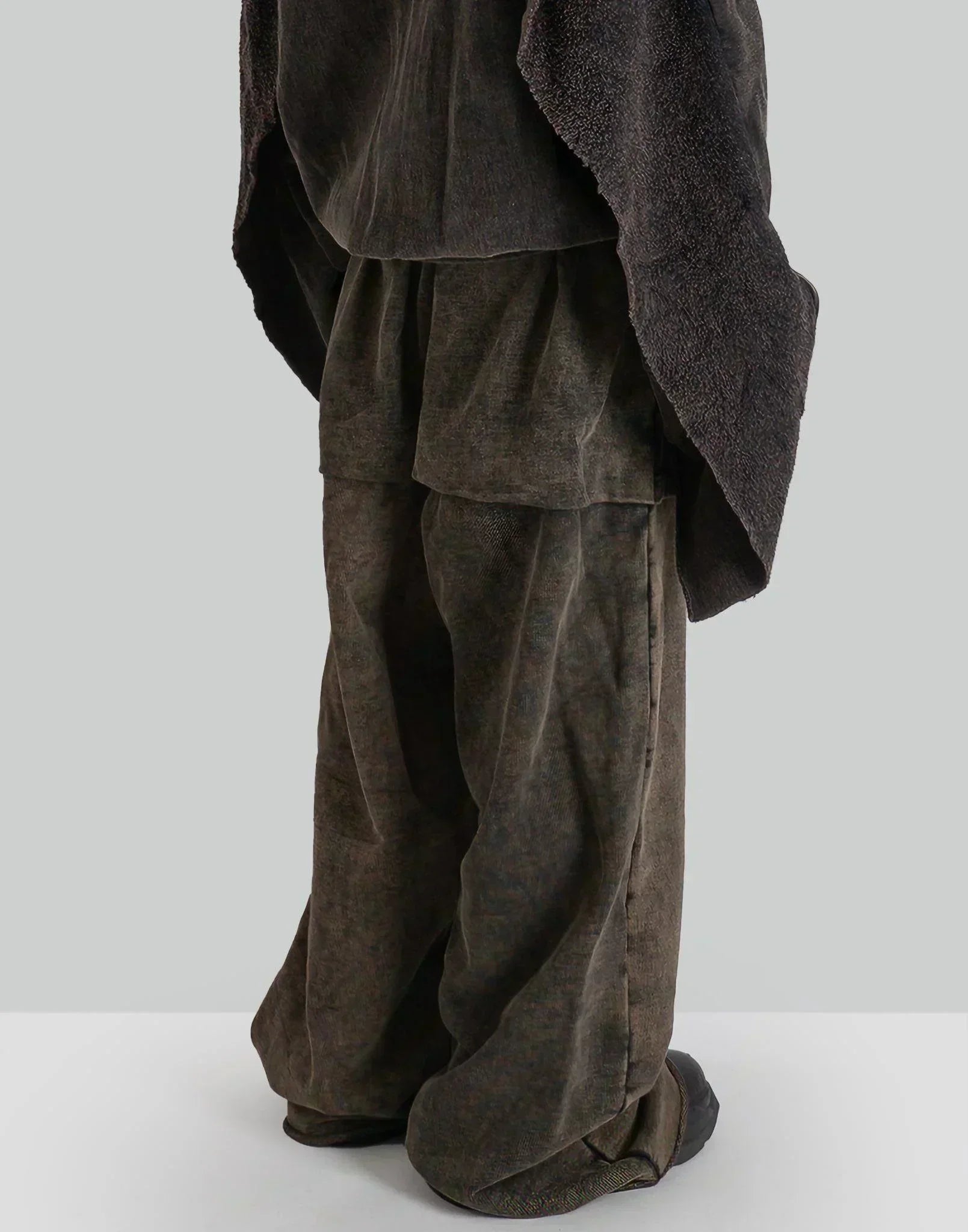 SANKUANZ - SPLICED WASHED SWEATPANTS - 082plus