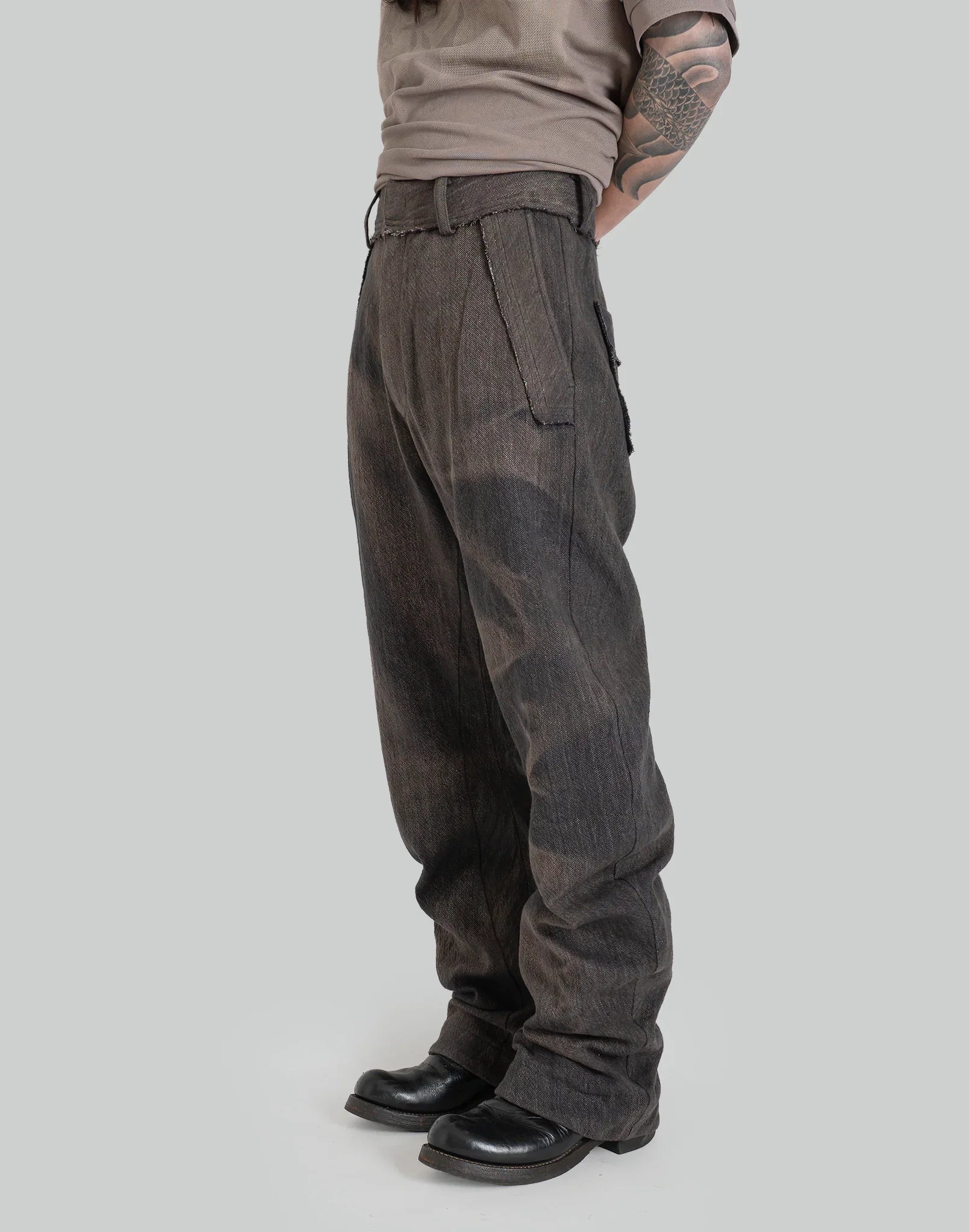JiyongKim SUN-BLEACHED CURVED TROUSERS – 082plus