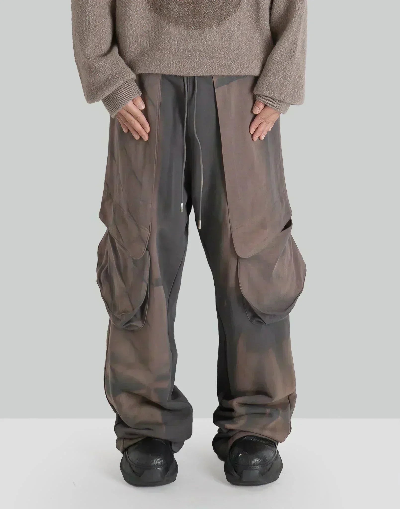 JiyongKim - SUN-BLEACHED DRAPED POCKET SWEATPANTS - 082plus