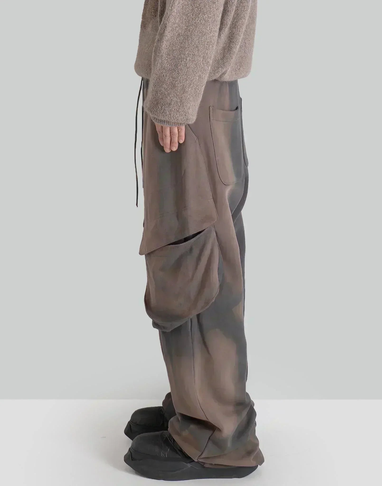 JiyongKim - SUN-BLEACHED DRAPED POCKET SWEATPANTS - 082plus