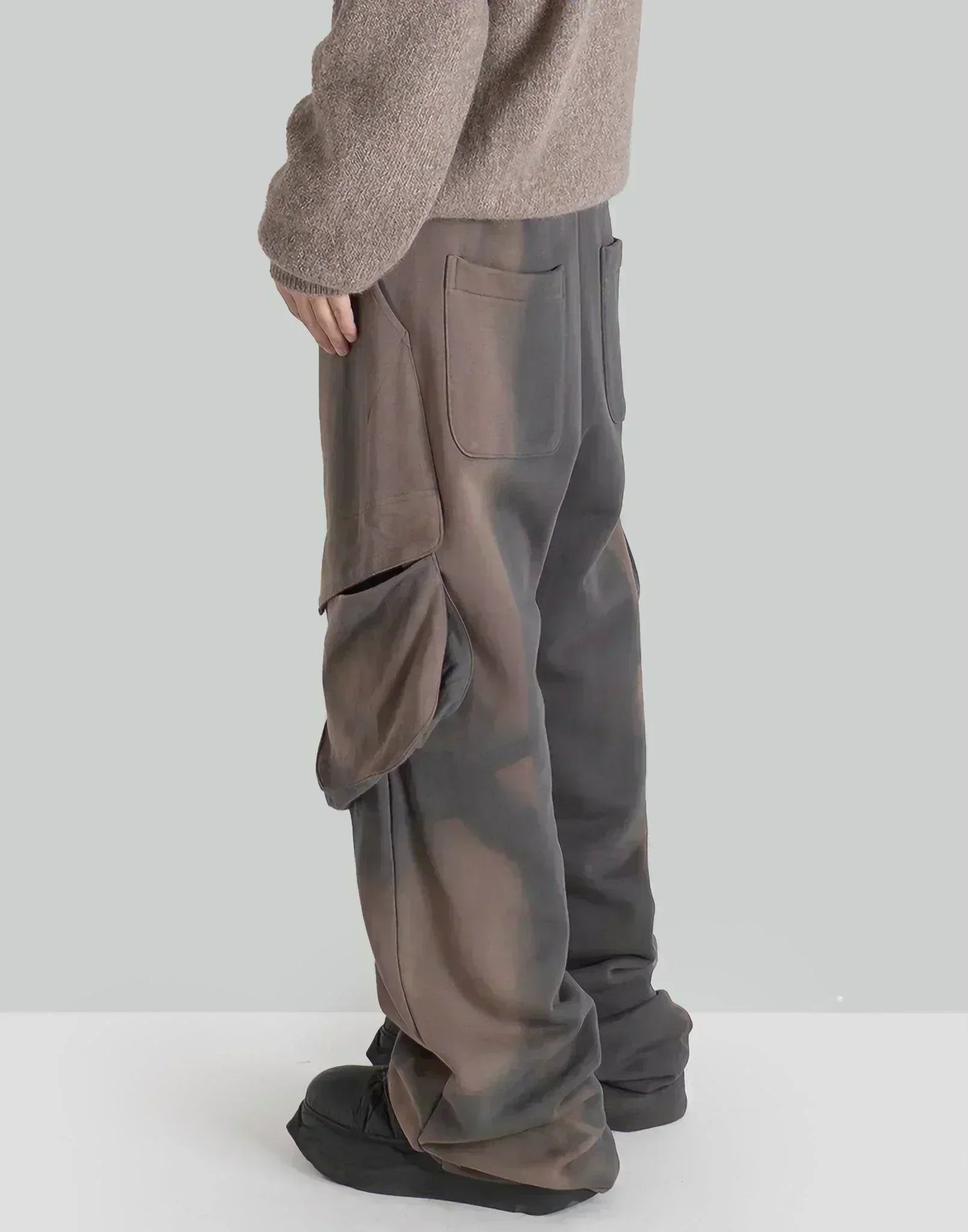 JiyongKim - SUN-BLEACHED DRAPED POCKET SWEATPANTS - 082plus