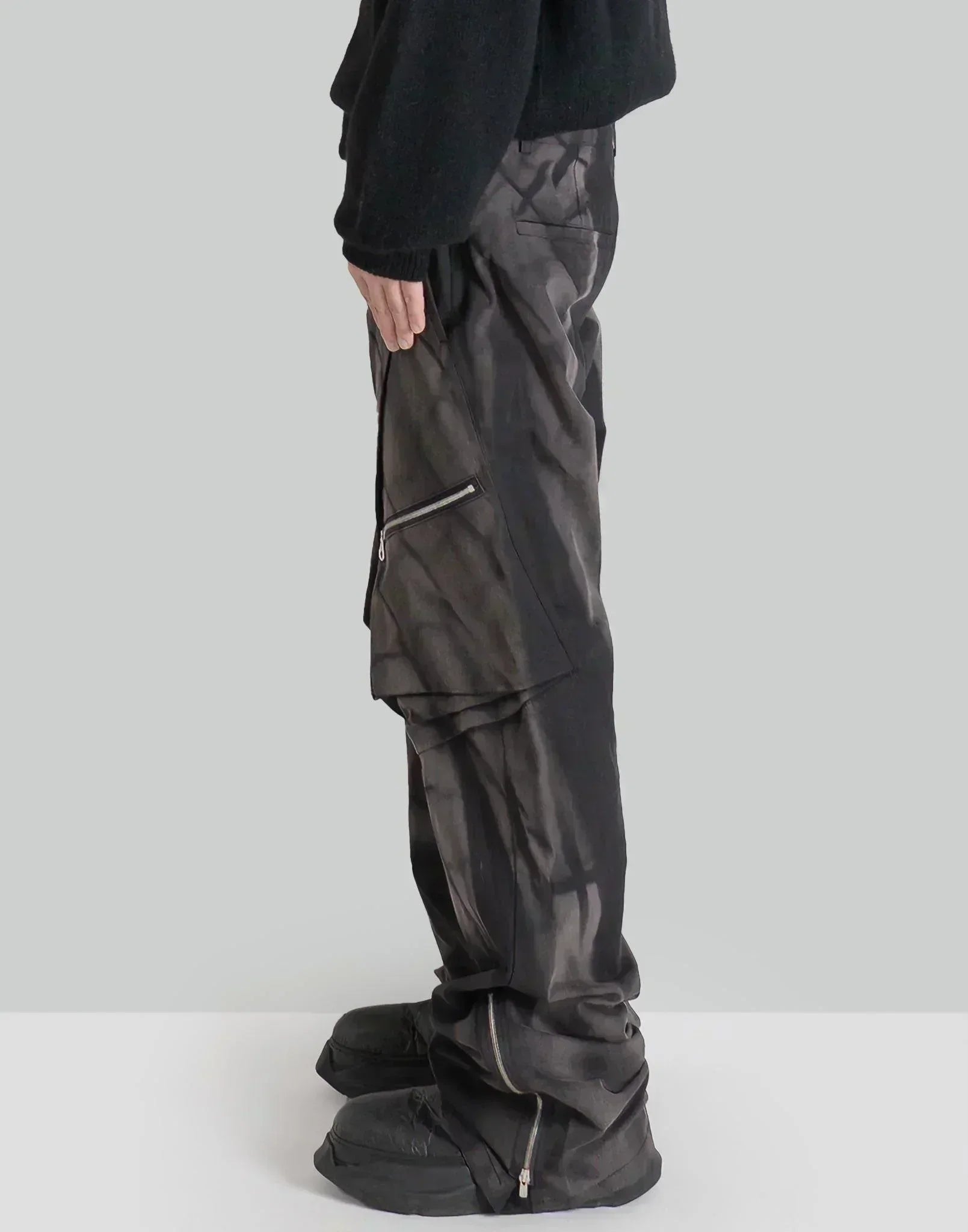 JiyongKim - SUN-BLEACHED DRAPED POCKET TROUSERS - 082plus