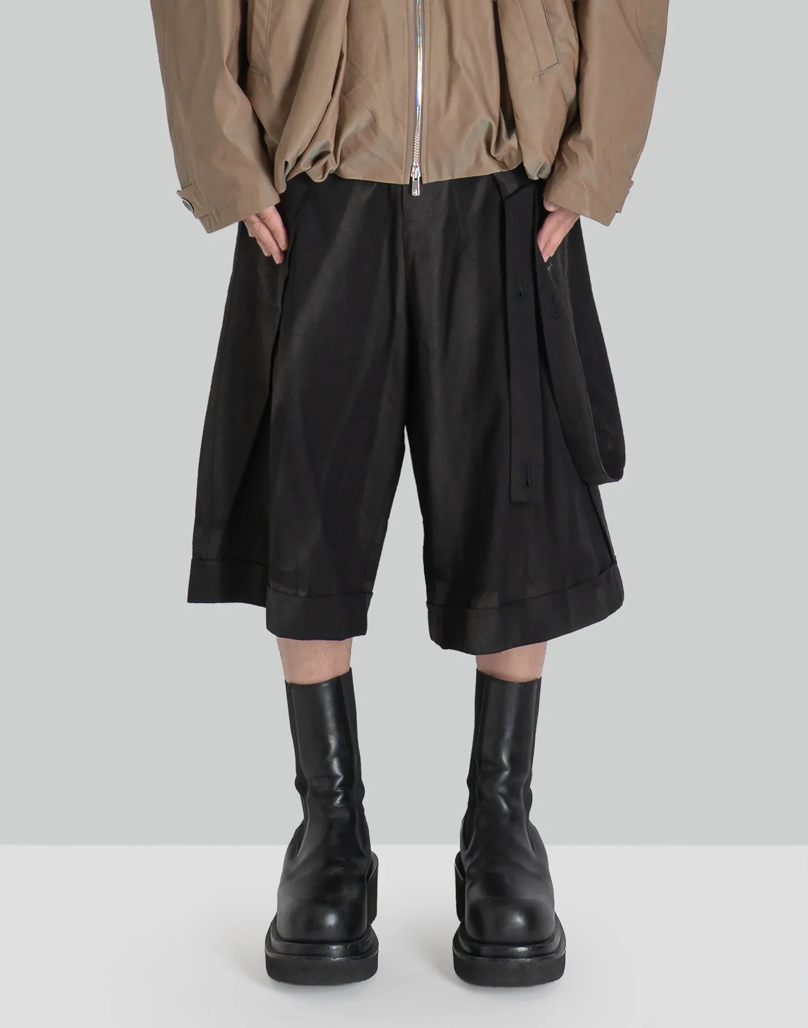 JiyongKim - SUN-BLEACHED LAYERED HALF TROUSERS - 082plus