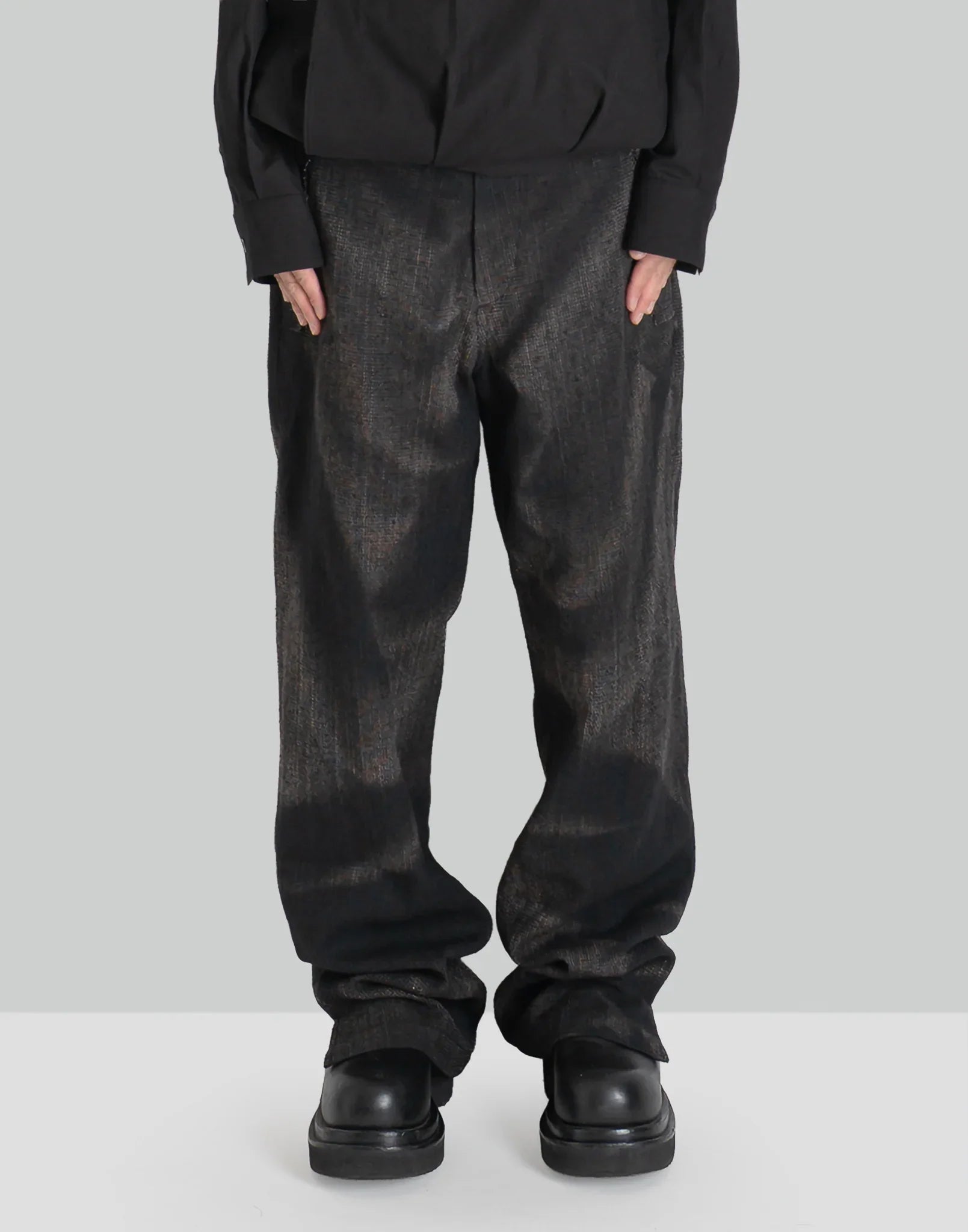 JiyongKim - SUN-BLEACHED RAW EDGED STRAIGHT TROUSERS - 082plus