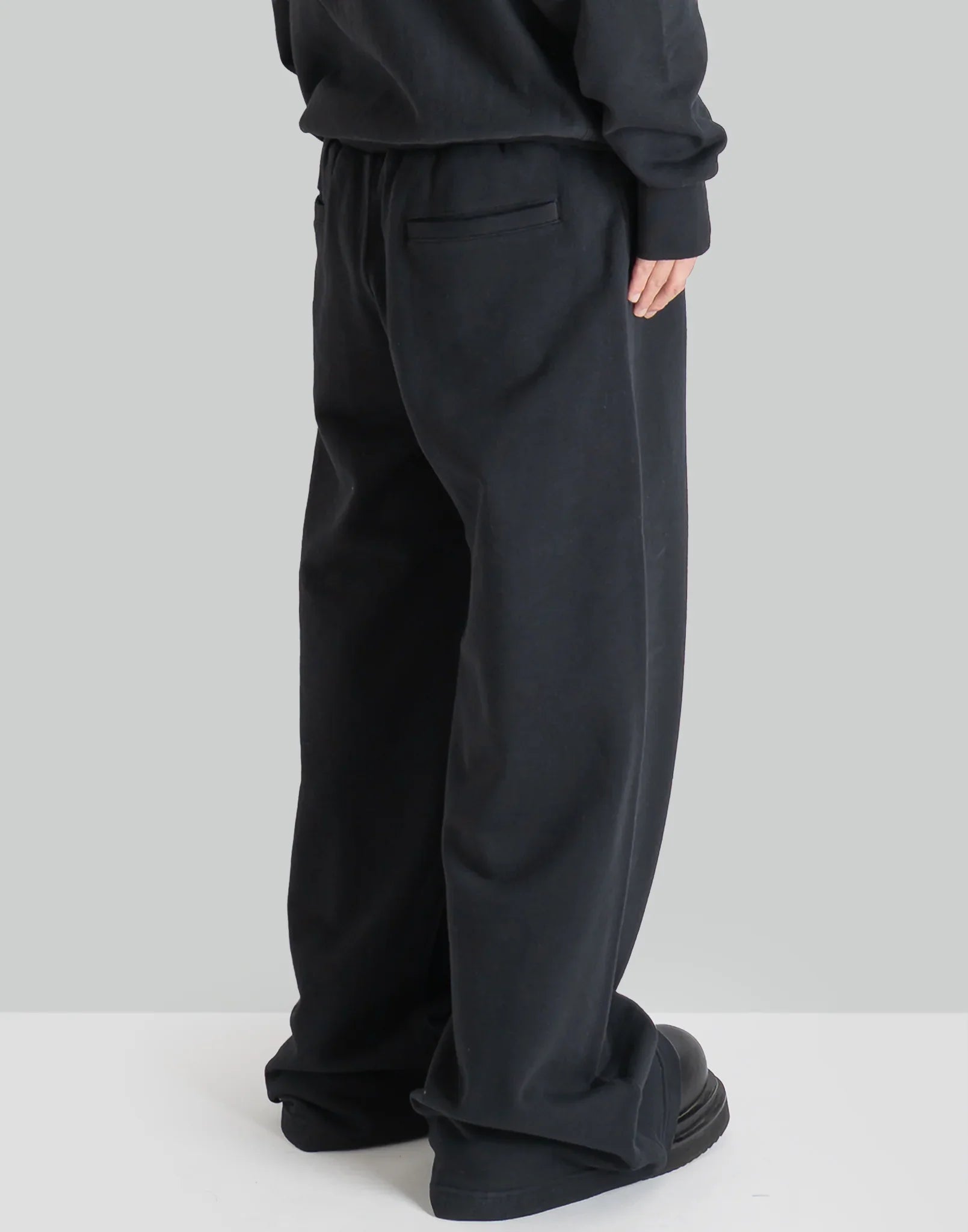 JOHN LAWRENCE SULLIVAN - SWEAT STUCKED PANTS - 082plus