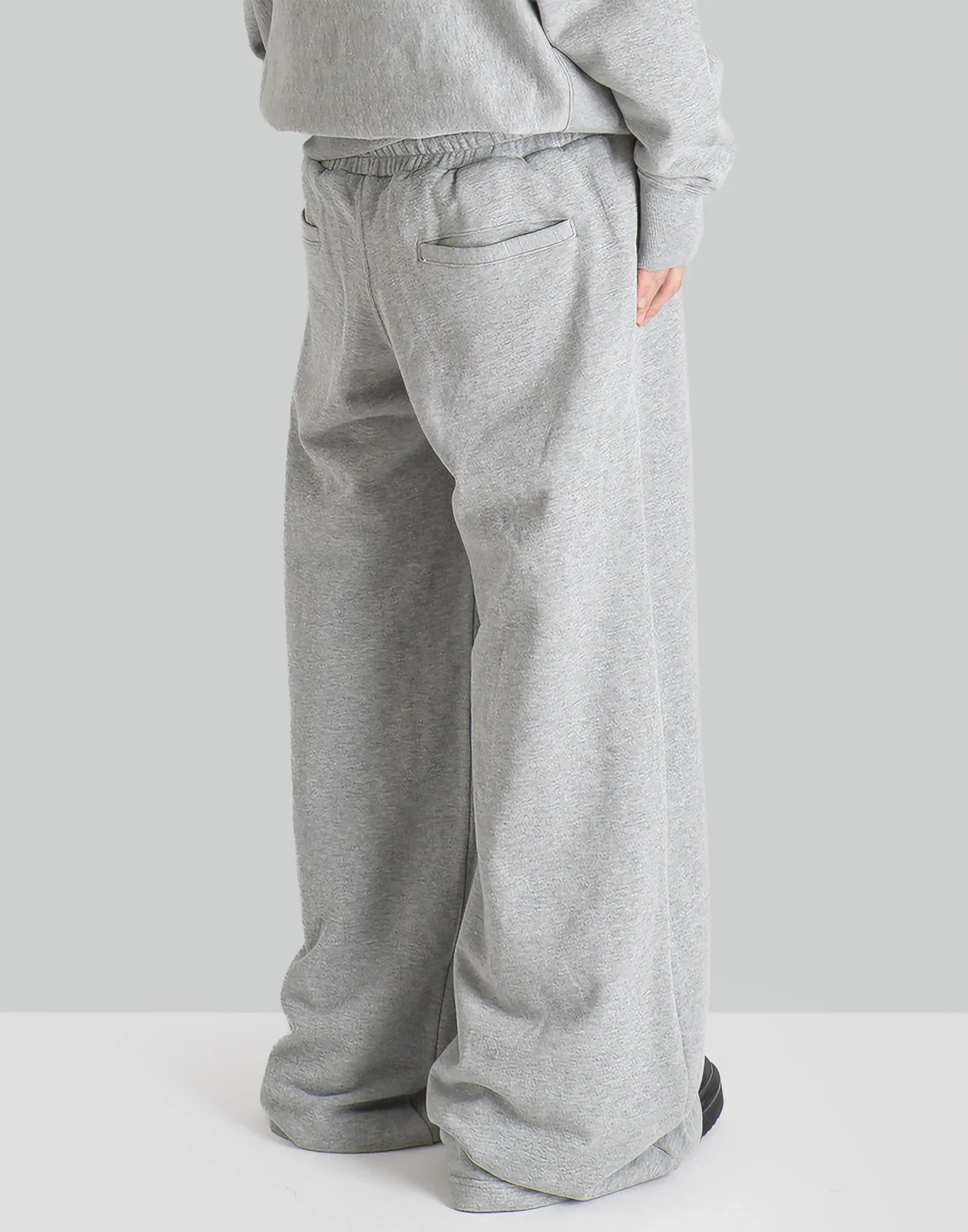 JOHN LAWRENCE SULLIVAN - SWEAT STACKED PANTS - 082plus