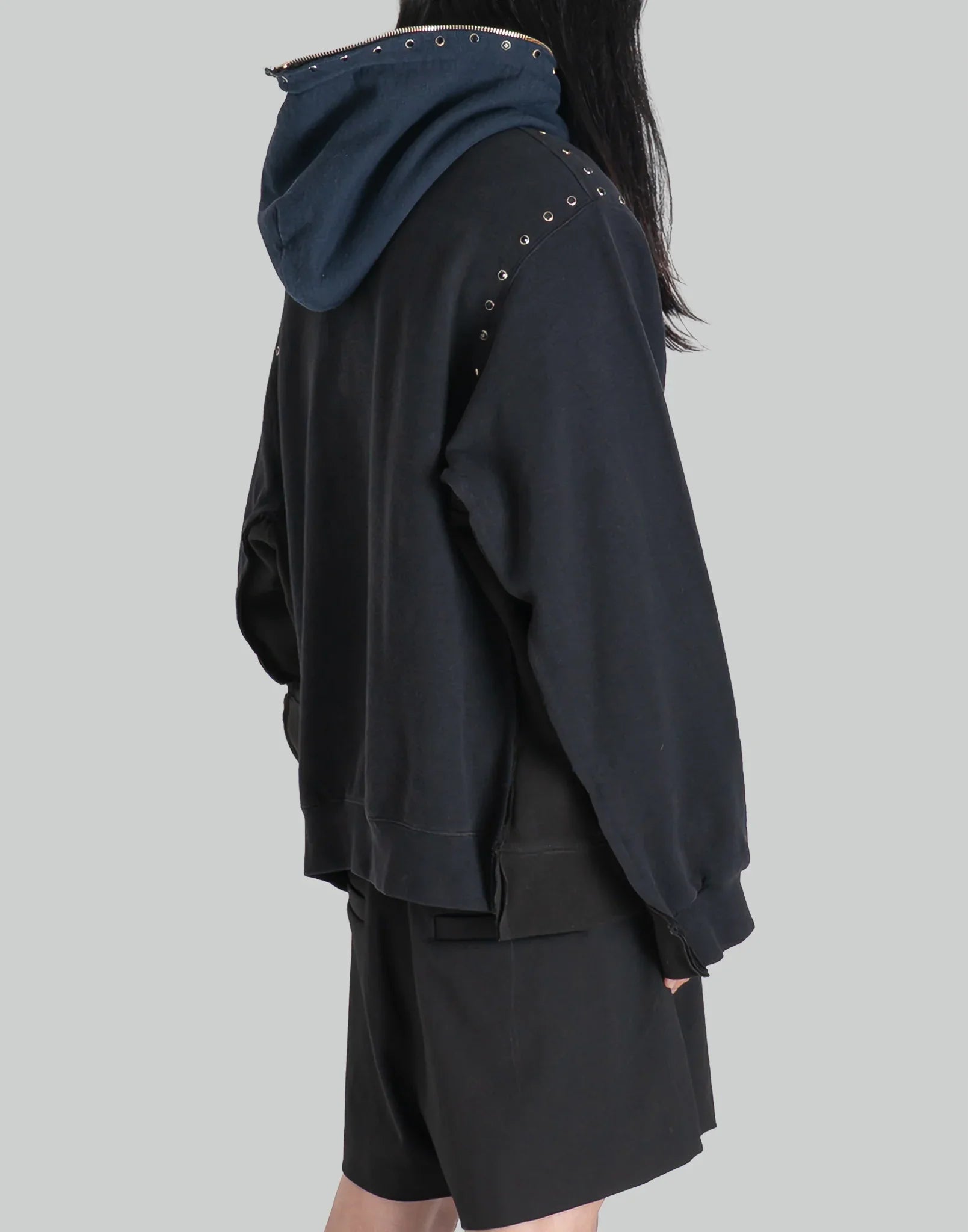 DISCOVERED - Stud's Sweat Hoodie - 082plus