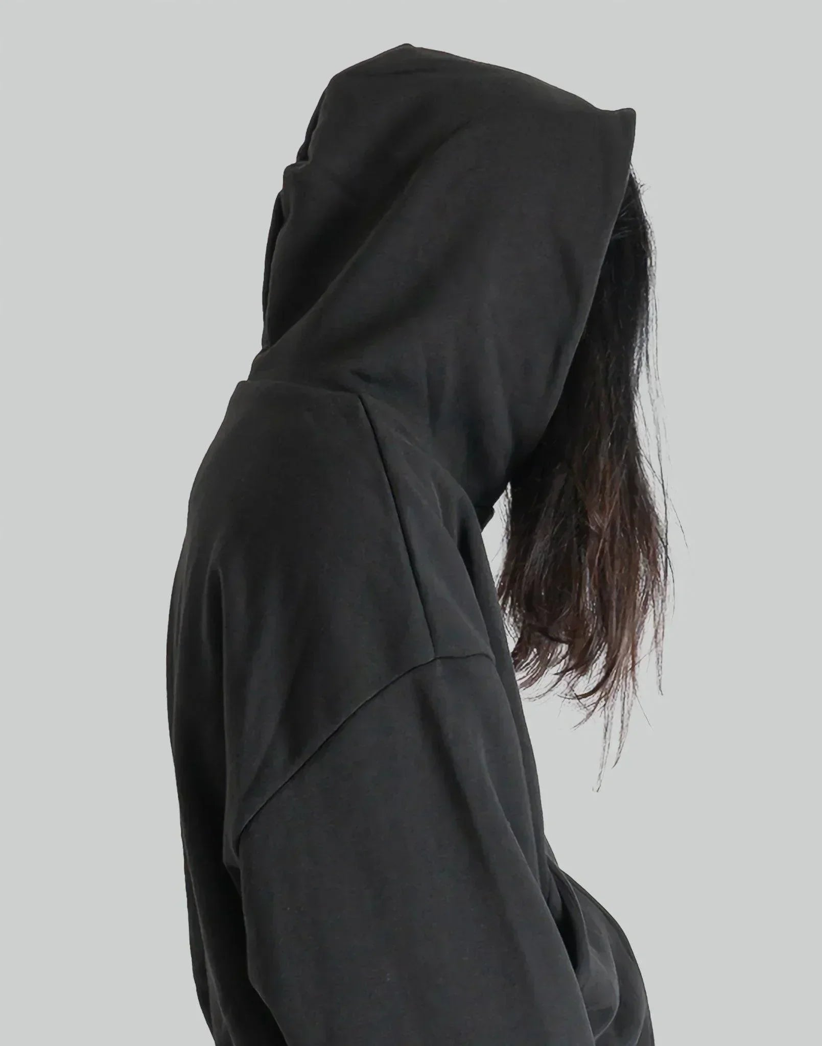 entire studios - THERMAL HOOD - 082plus